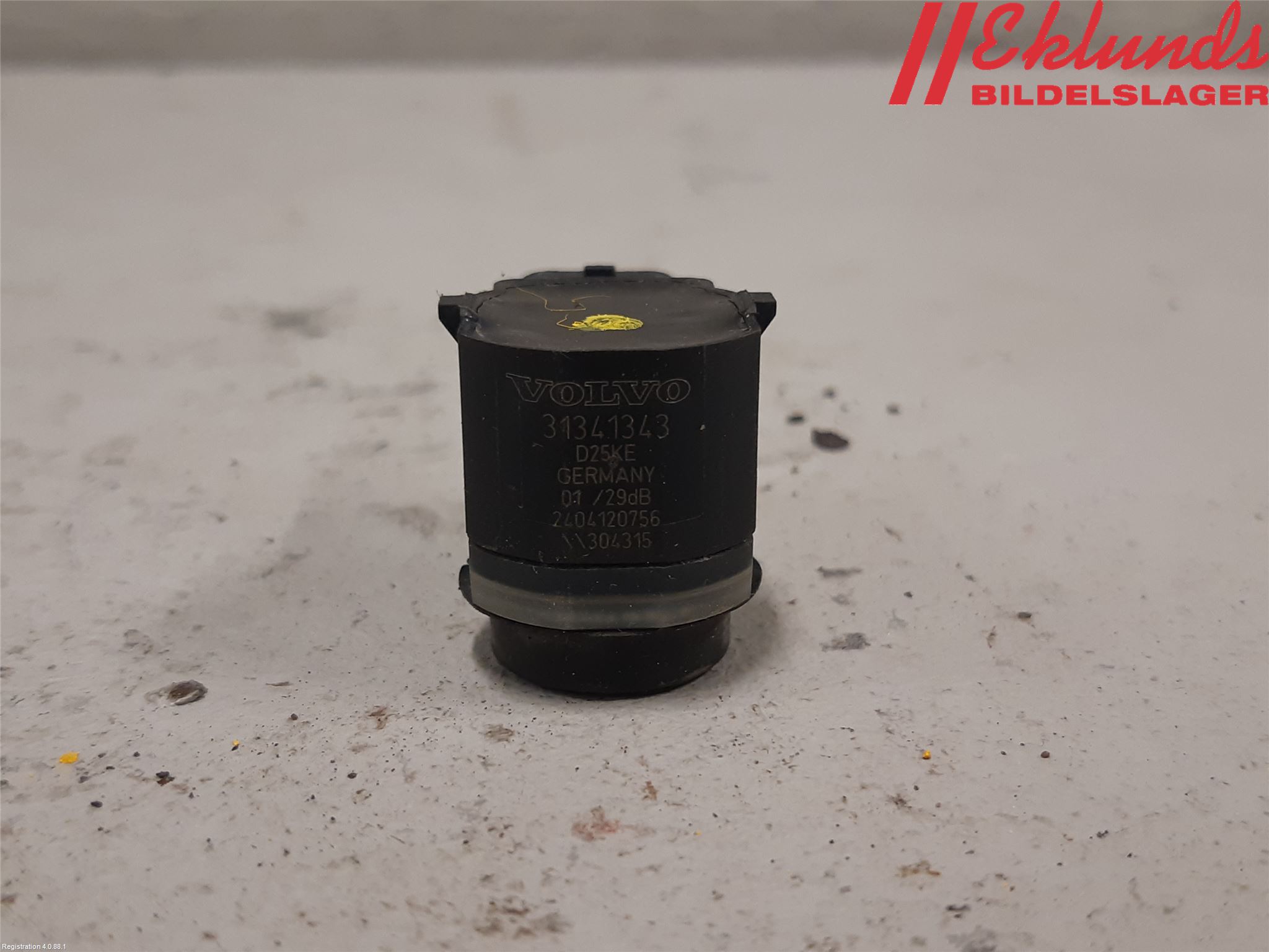 Volvo V40 12-19 Parkeringshjälp Backsensor