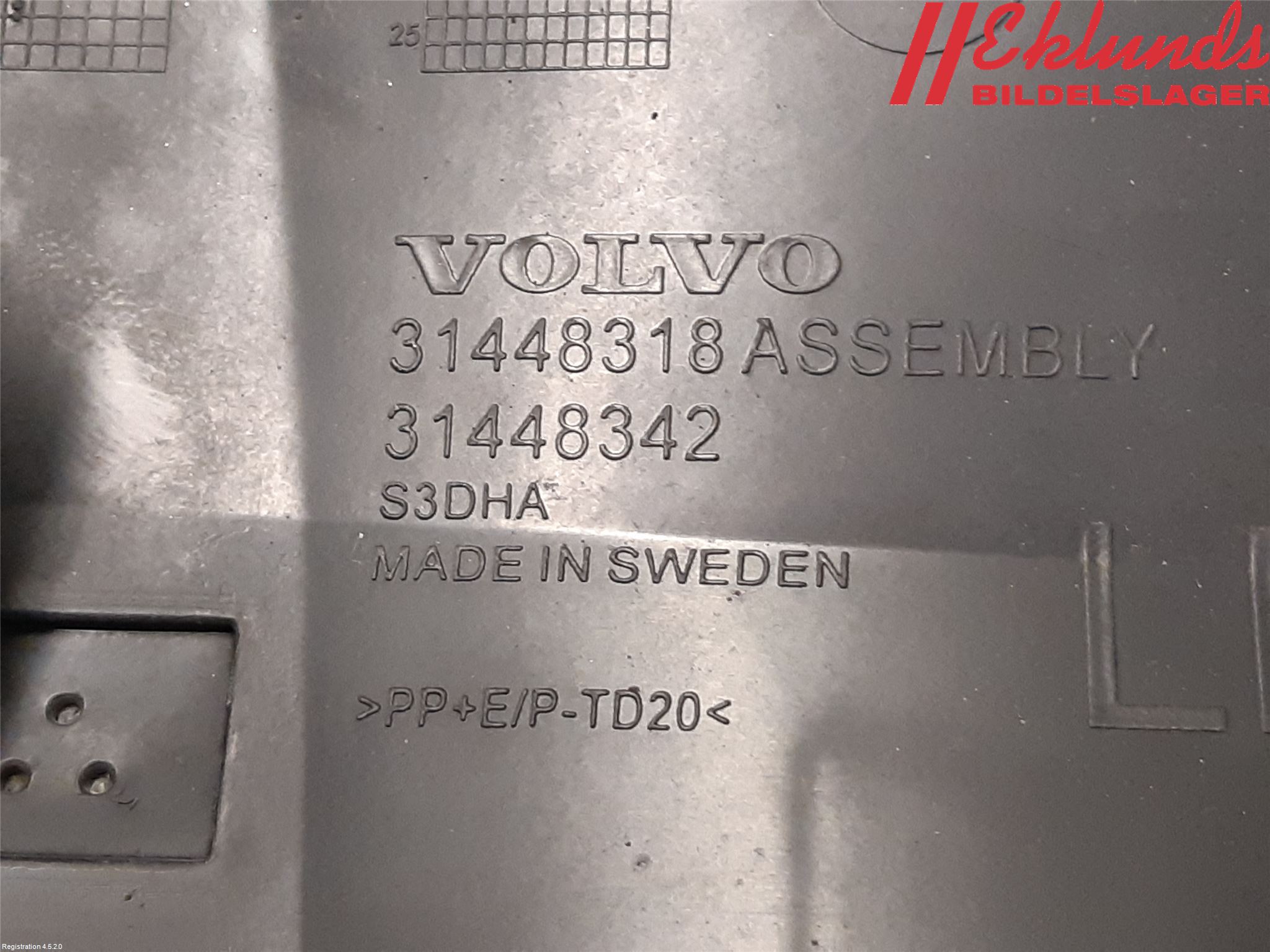 Volvo XC40/RECHARGE 18- Dörr Dekorlist Bak Vä