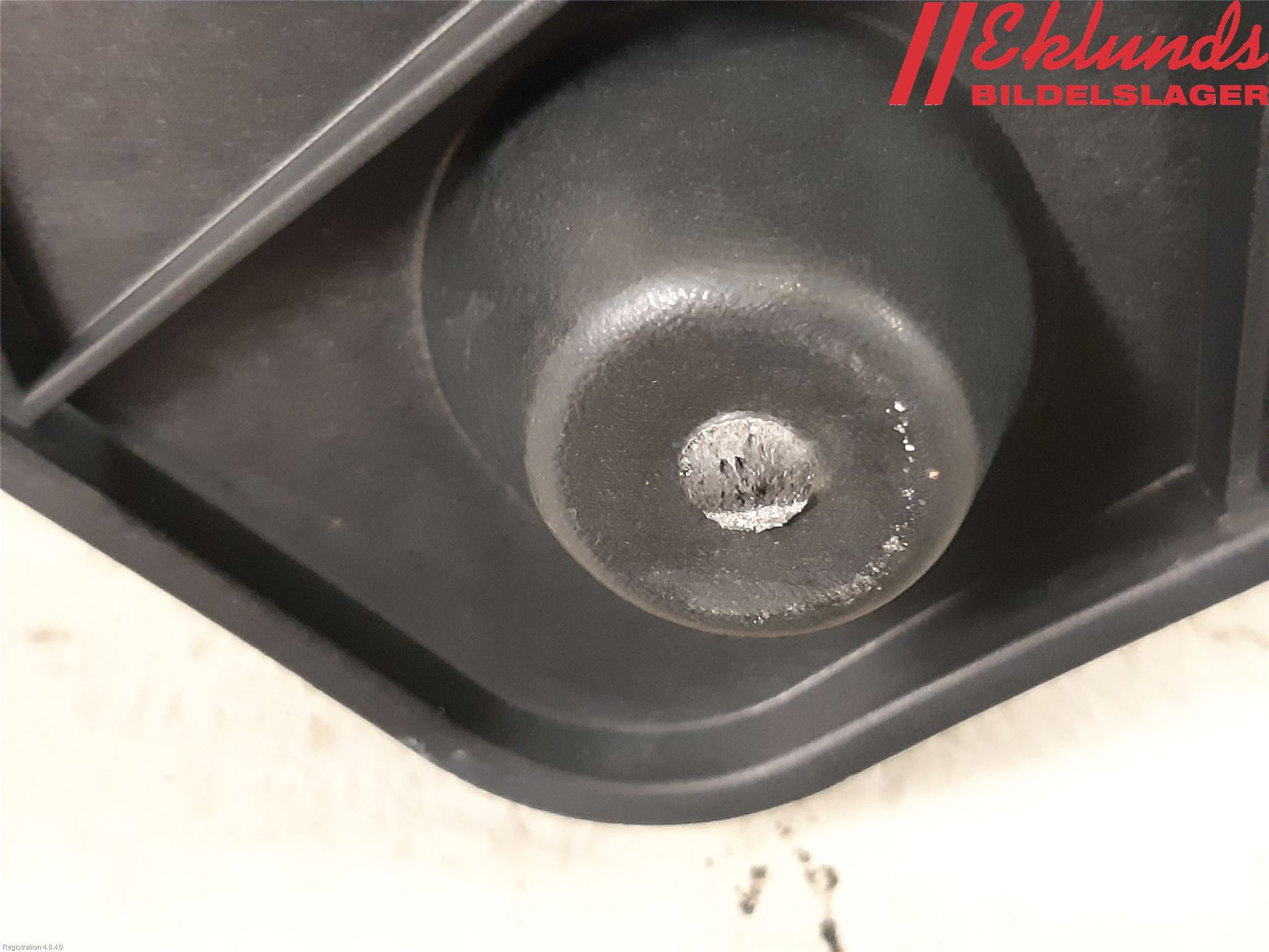 Audi A5 07-16 Stötfångarfäste Bak Hö