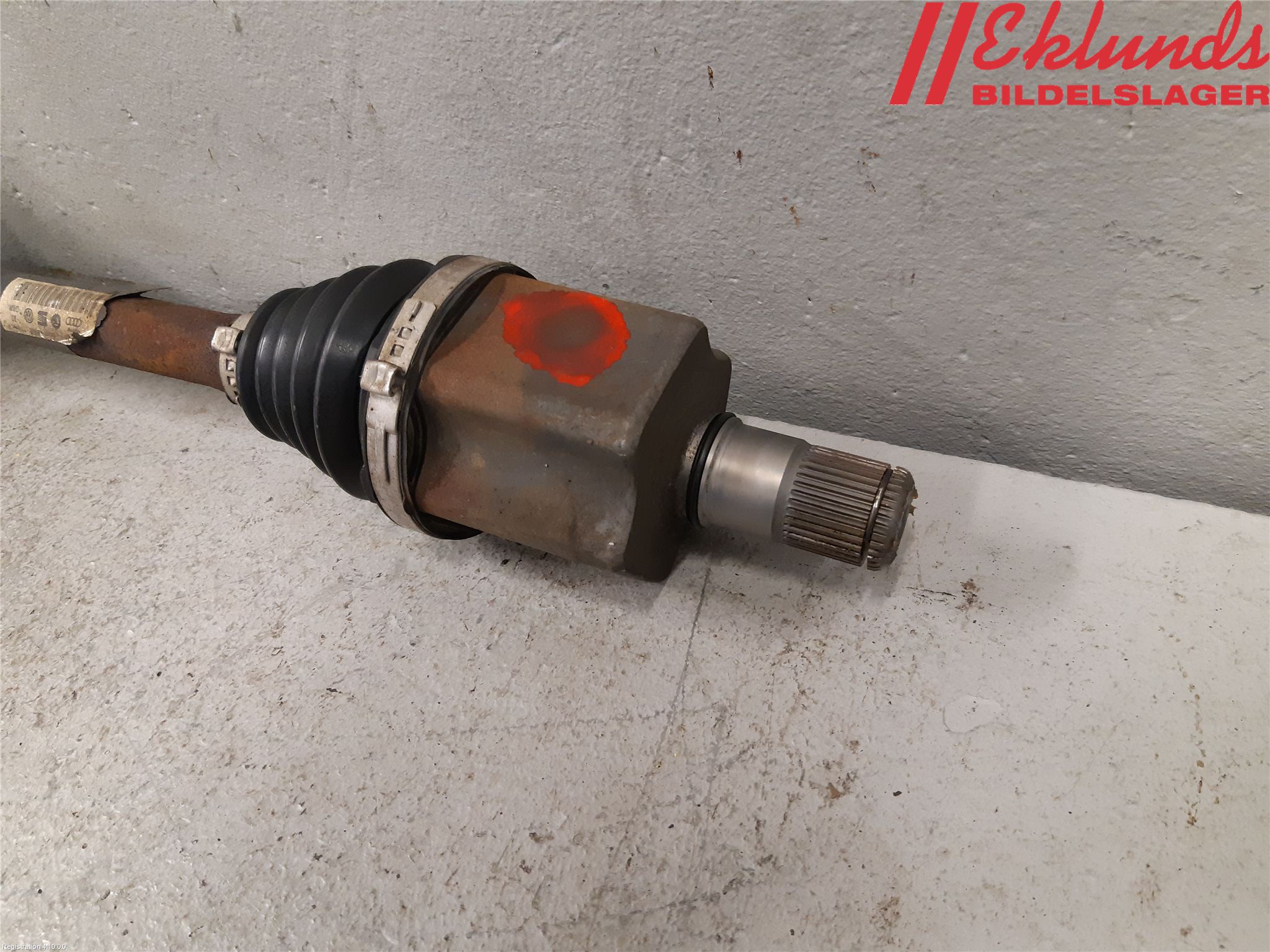 Skoda SUPERB 16-24 Drivaxel Fram Vänster