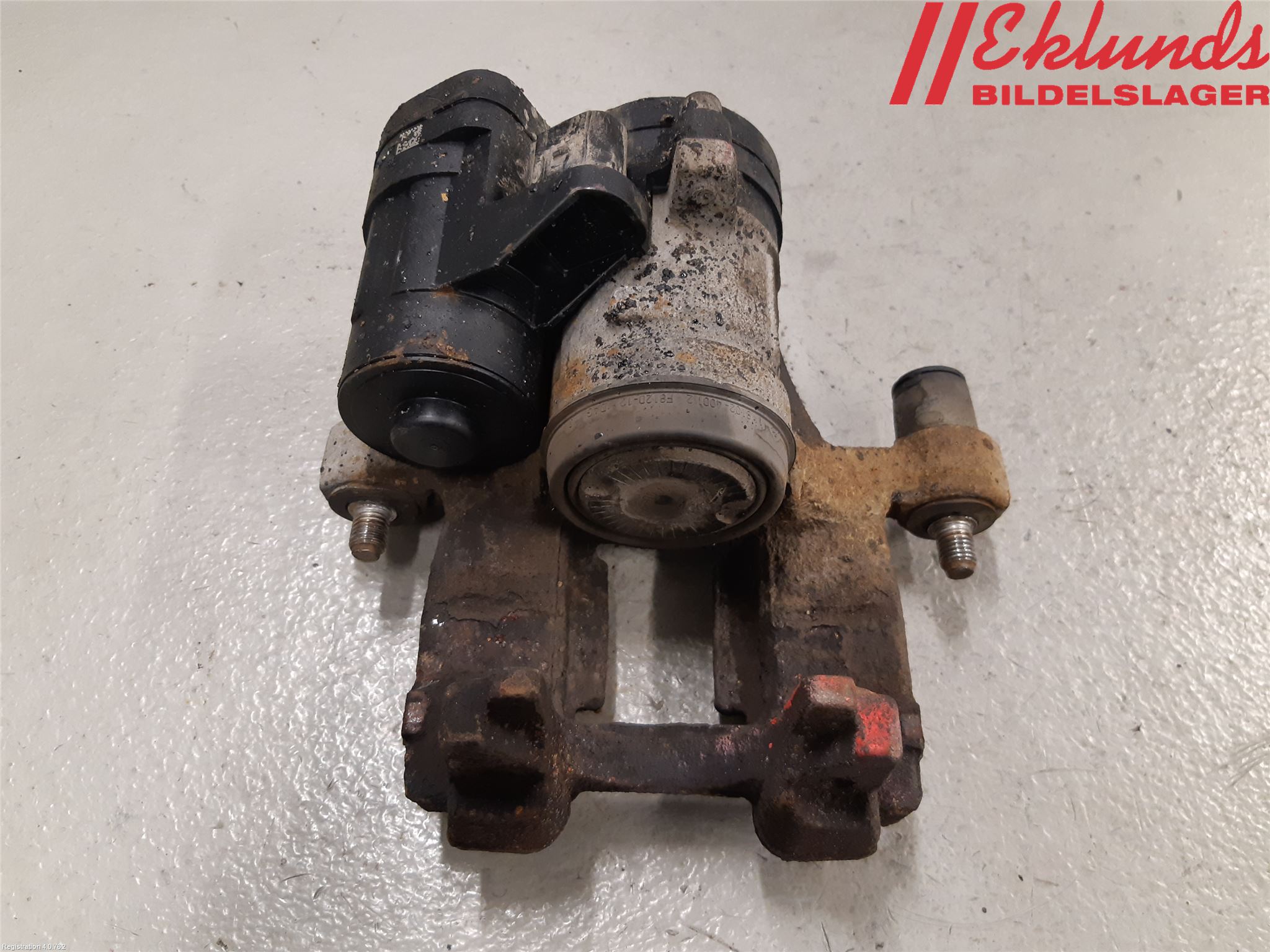 Volkswagen VW PASSAT 15-19 Bromsok Bak Vänster