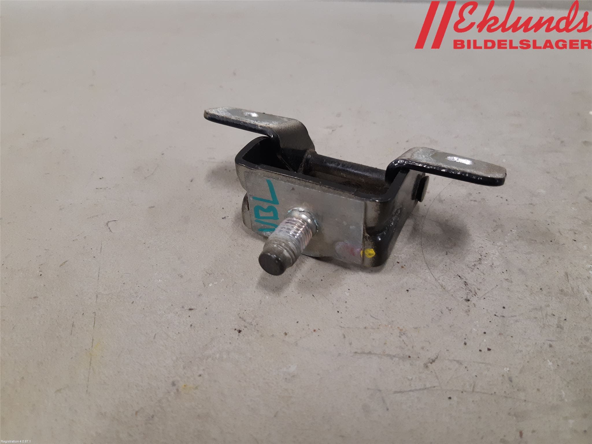 Kia PICANTO 17- Bakluckegångjärn Vä