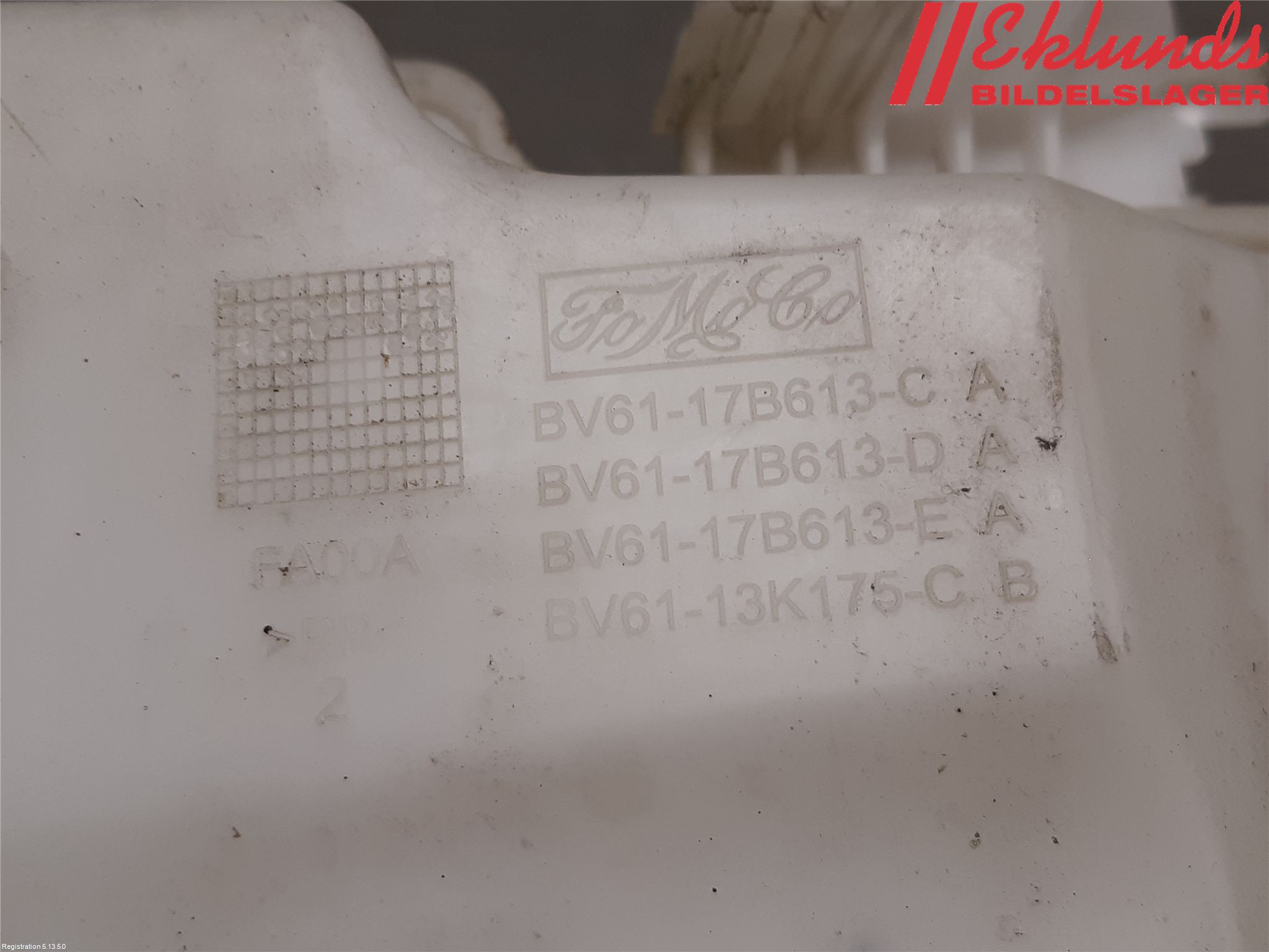 Ford FOCUS 15-18 Spolartank Vindruta