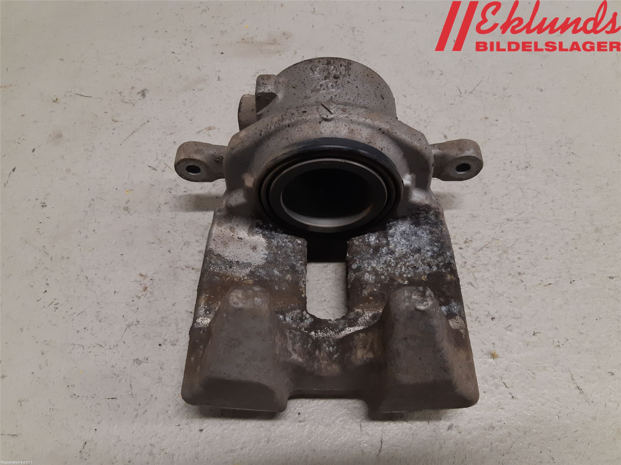 BMW 5 G30/G31/F90 17-23 Bromsok Fram Höger
