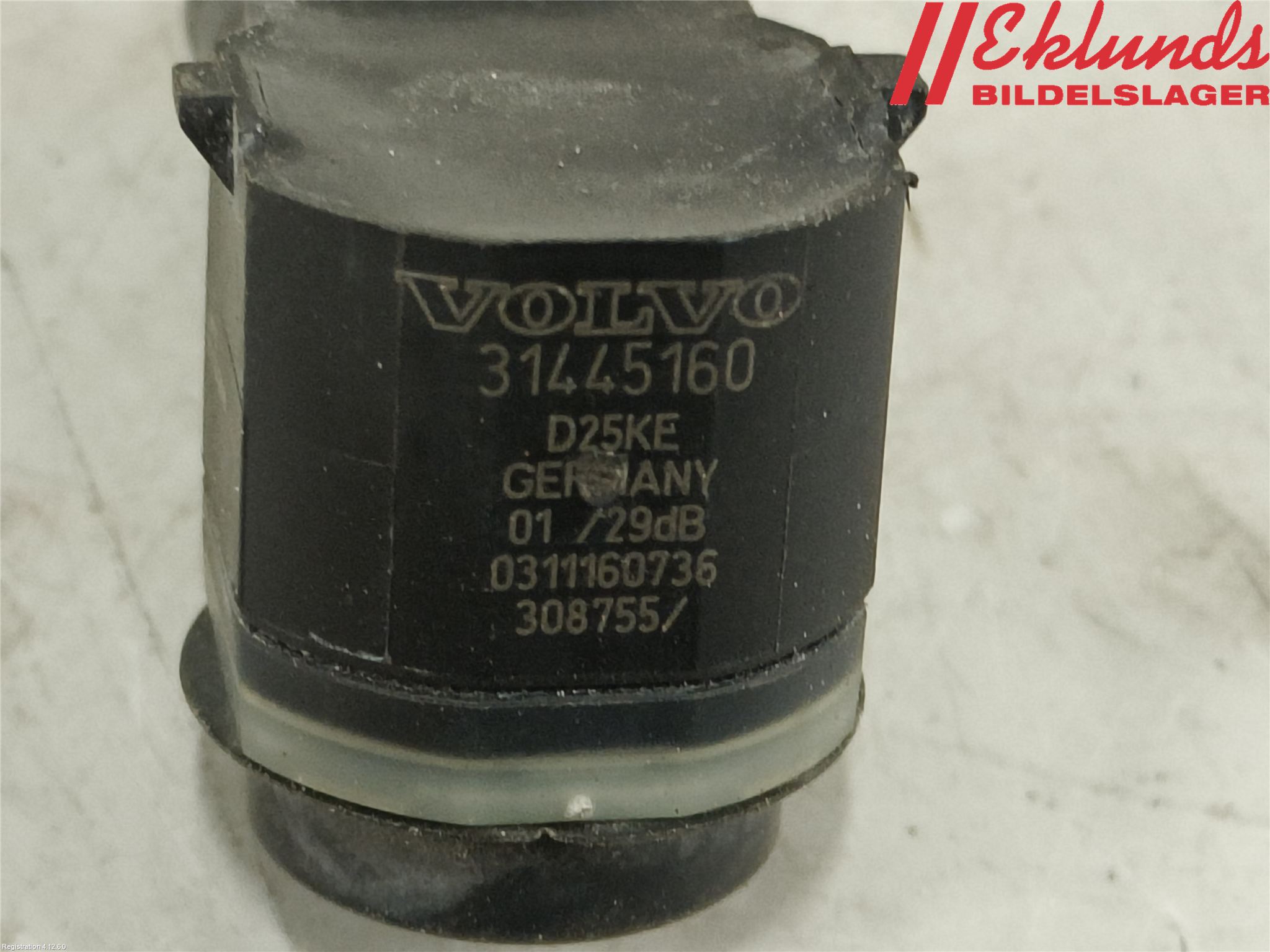 Volvo V60 CROSS COUNTRY 16-18 Parkeringshjälp Backsensor