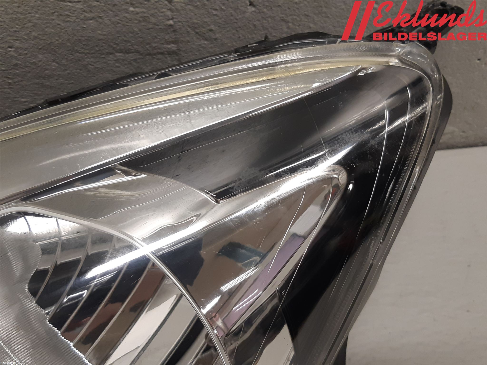 Nissan MICRA 11-16 Strålkastare Vänster