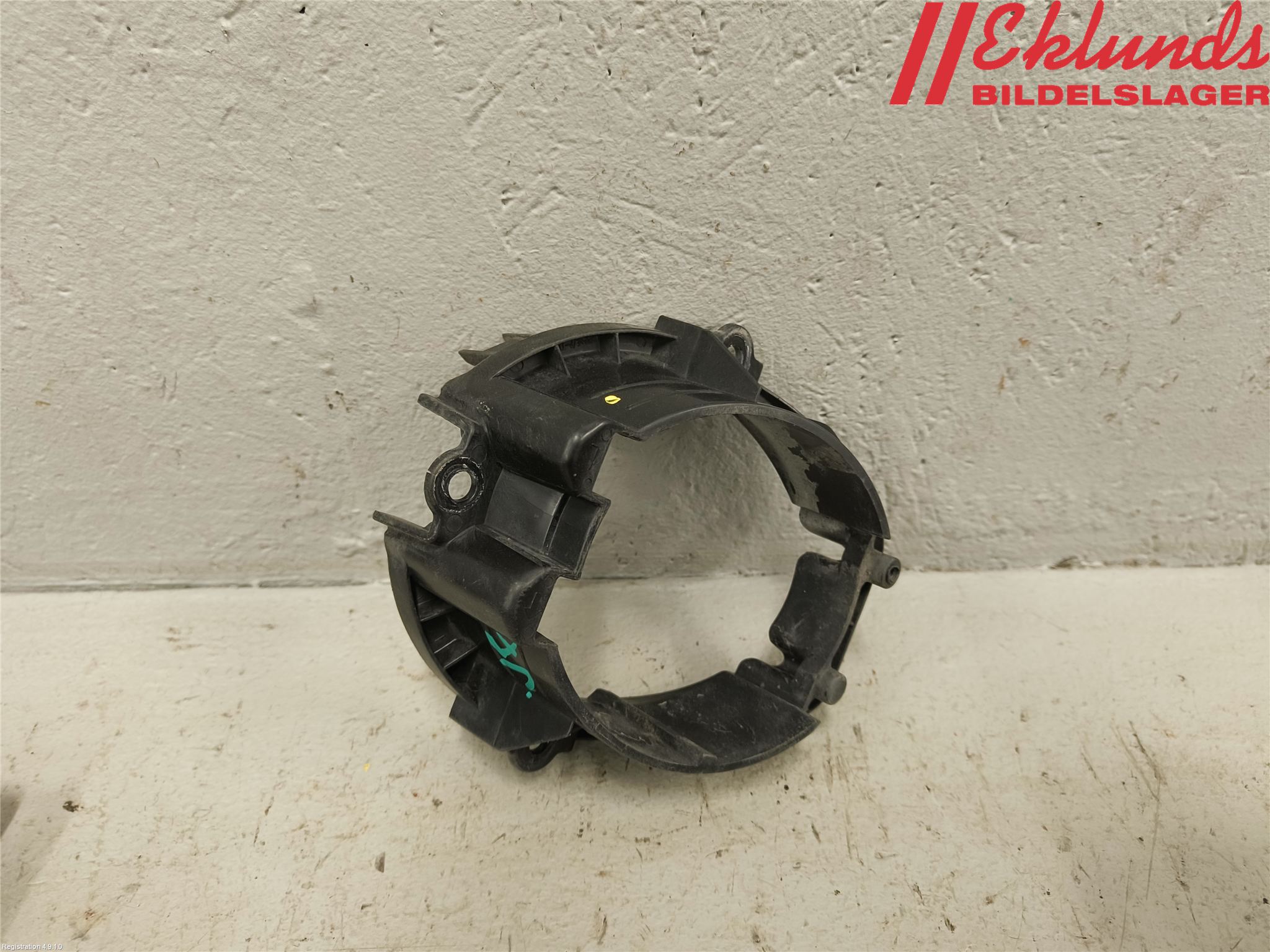 Toyota RAV 4 06-12 Dimljussarg Fram