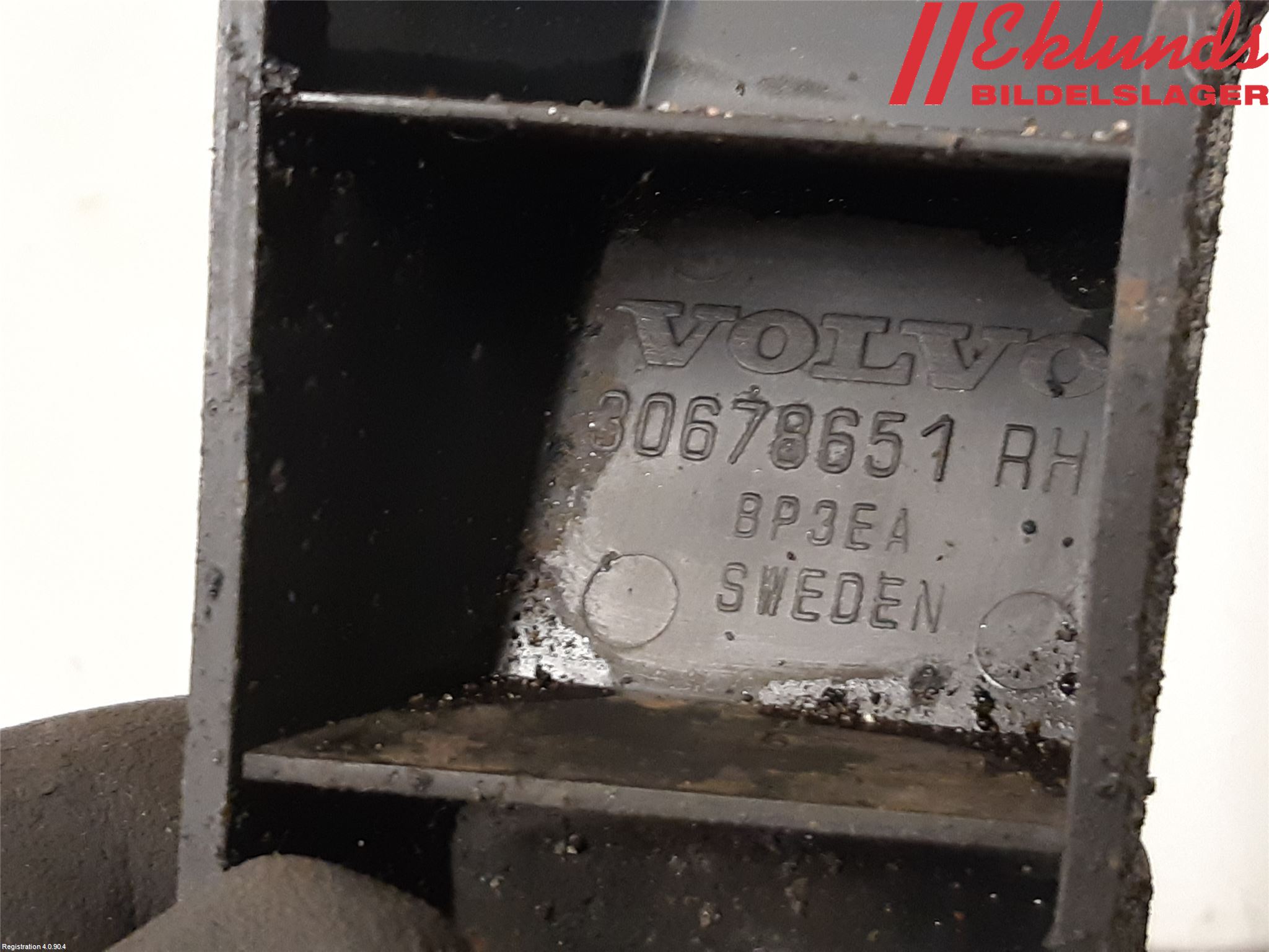 Volvo V70 08-13 Stötfångarfäste Bak Hö