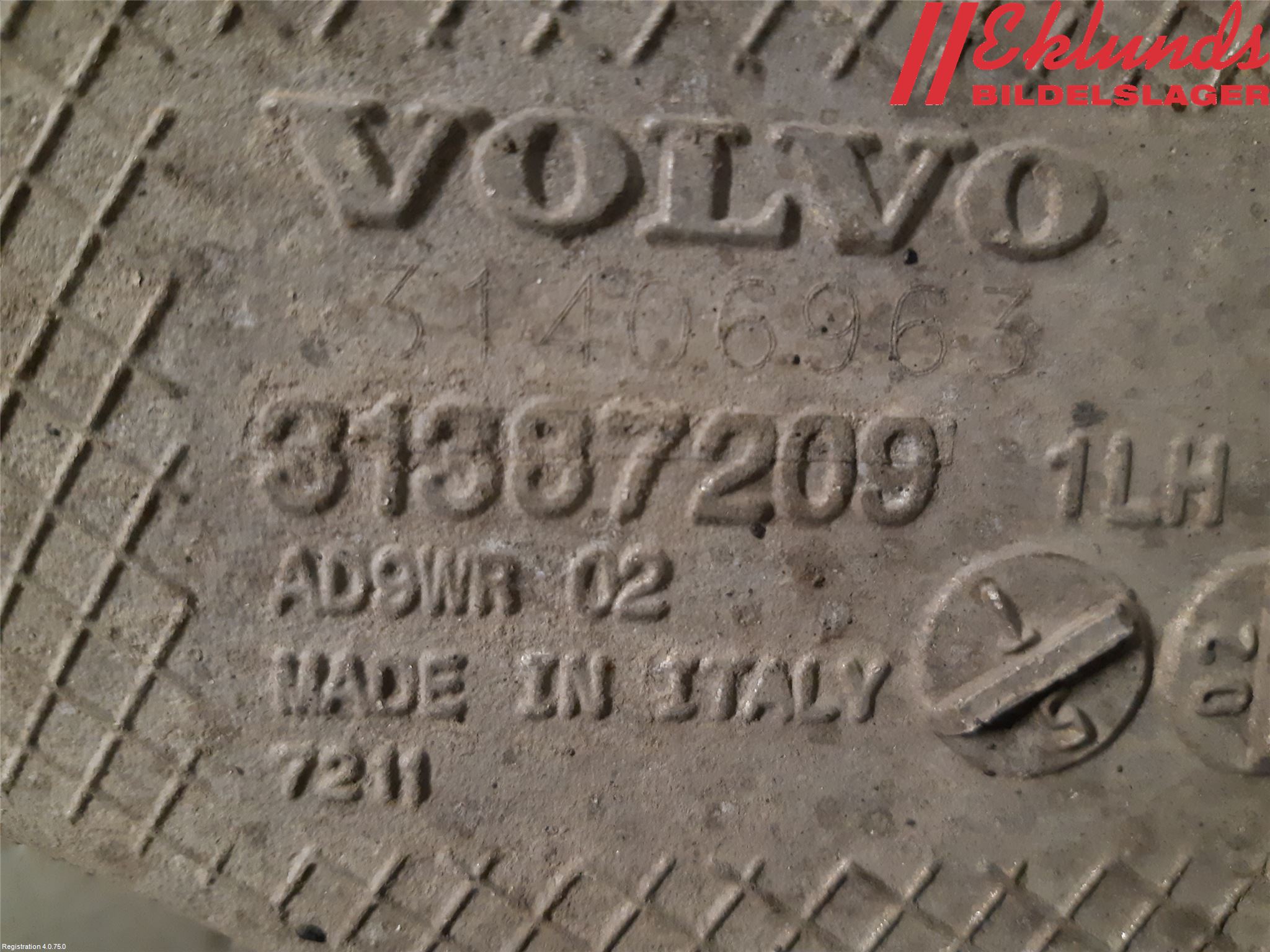 Volvo V90 17->> Bärarm Bak Vänster