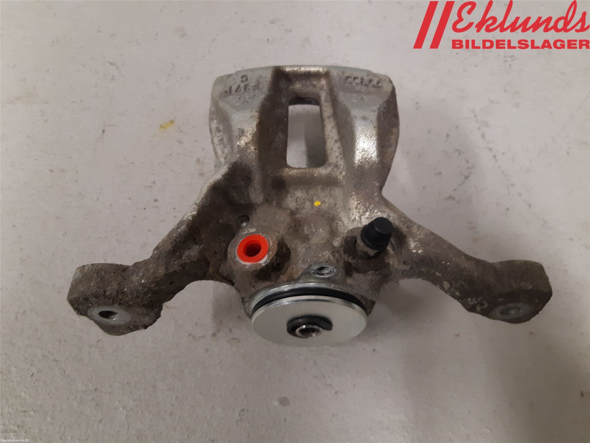 Toyota YARIS XP21 20- Bromsok Bak Höger