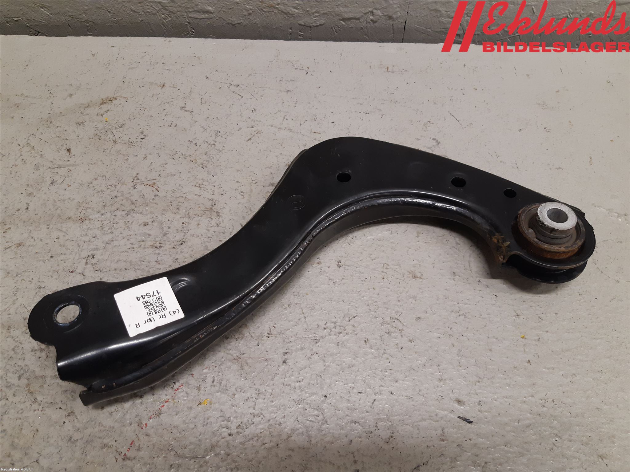 Toyota YARIS XP21 20- Bärarm Bak Övre Höger