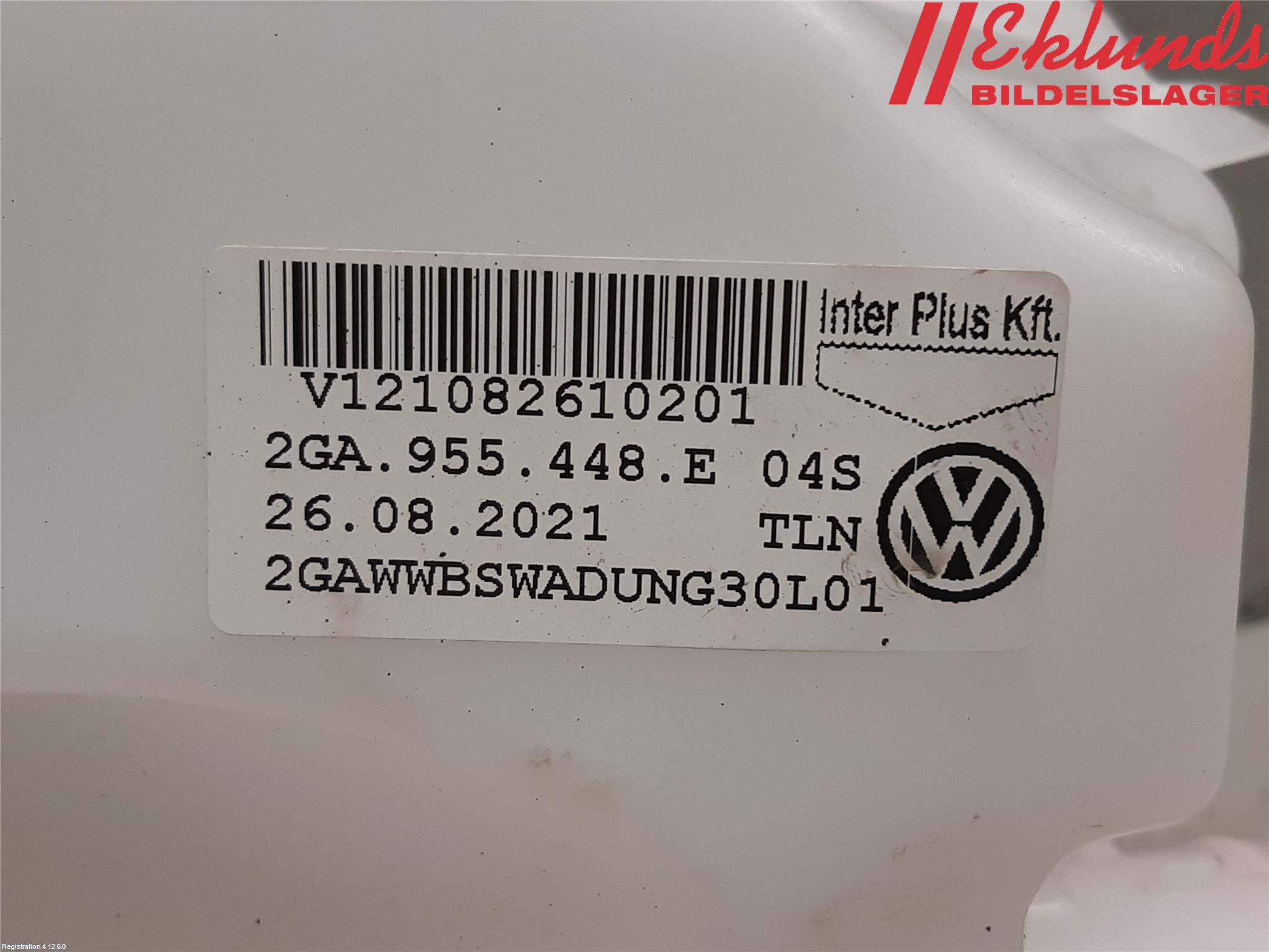 Volkswagen VW T-ROC 18- Spolartank Vindruta