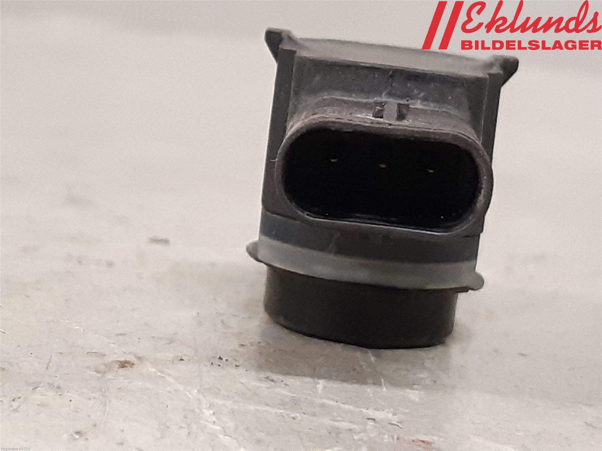 Volkswagen VW PASSAT 11-14 Parkeringshjälp Frontsensor