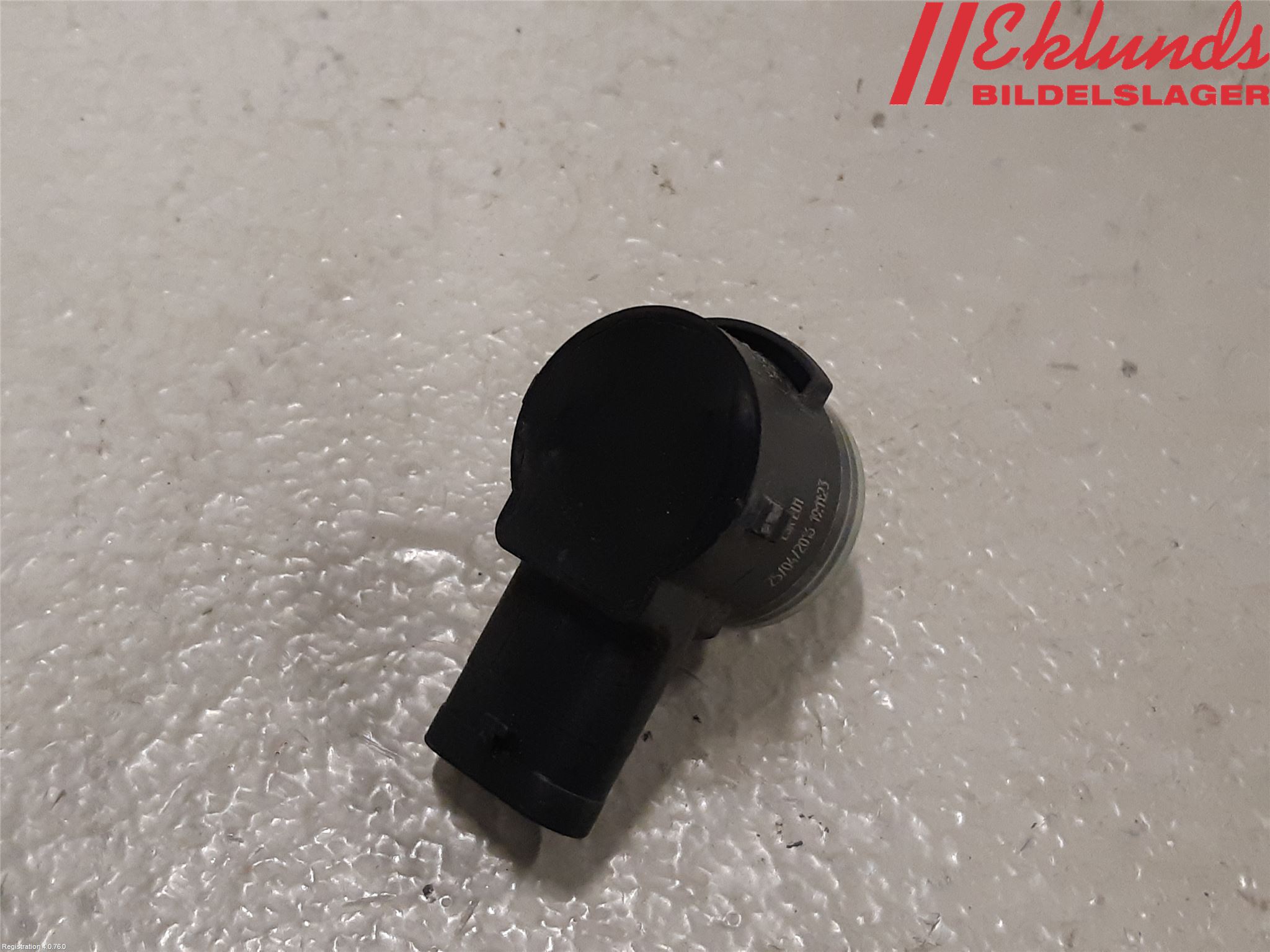 Audi A4/S4 B9 16-19 Parkeringshjälp Frontsensor