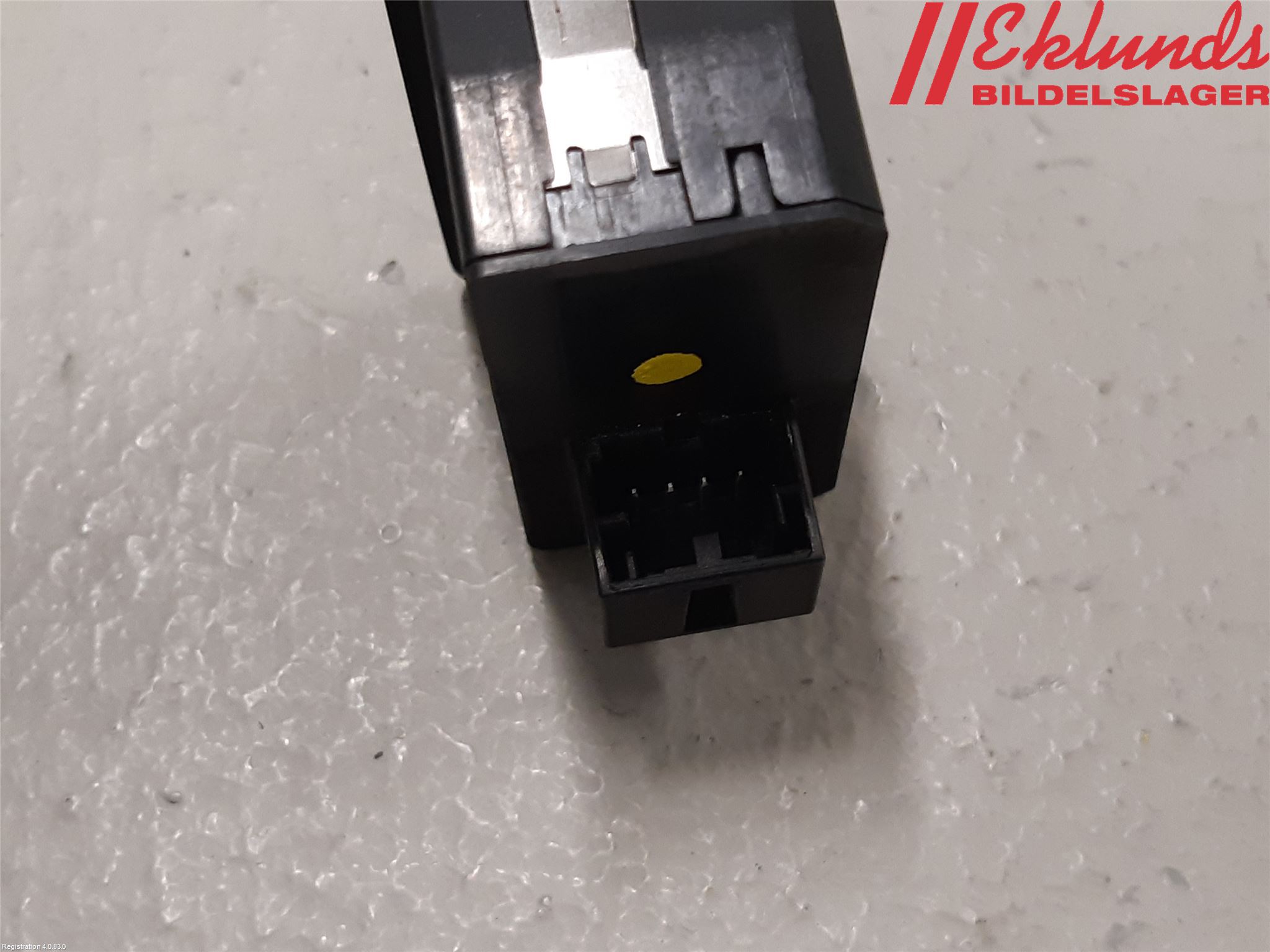 Audi A6/S6 4G 11-18 Strömställare Baklucka