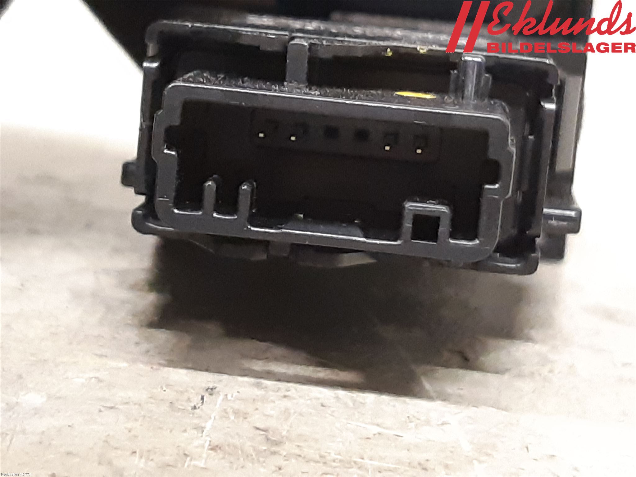 Toyota COROLLA 19- Strömställare Varnings