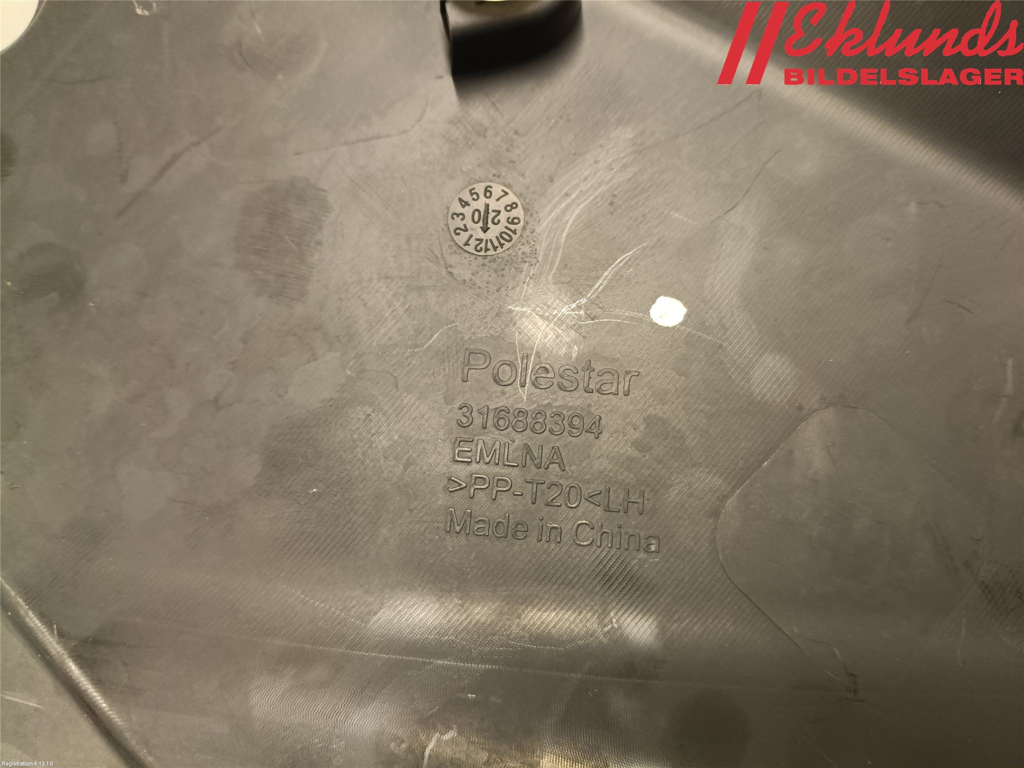 Polestar 2 20- Täckplast Front