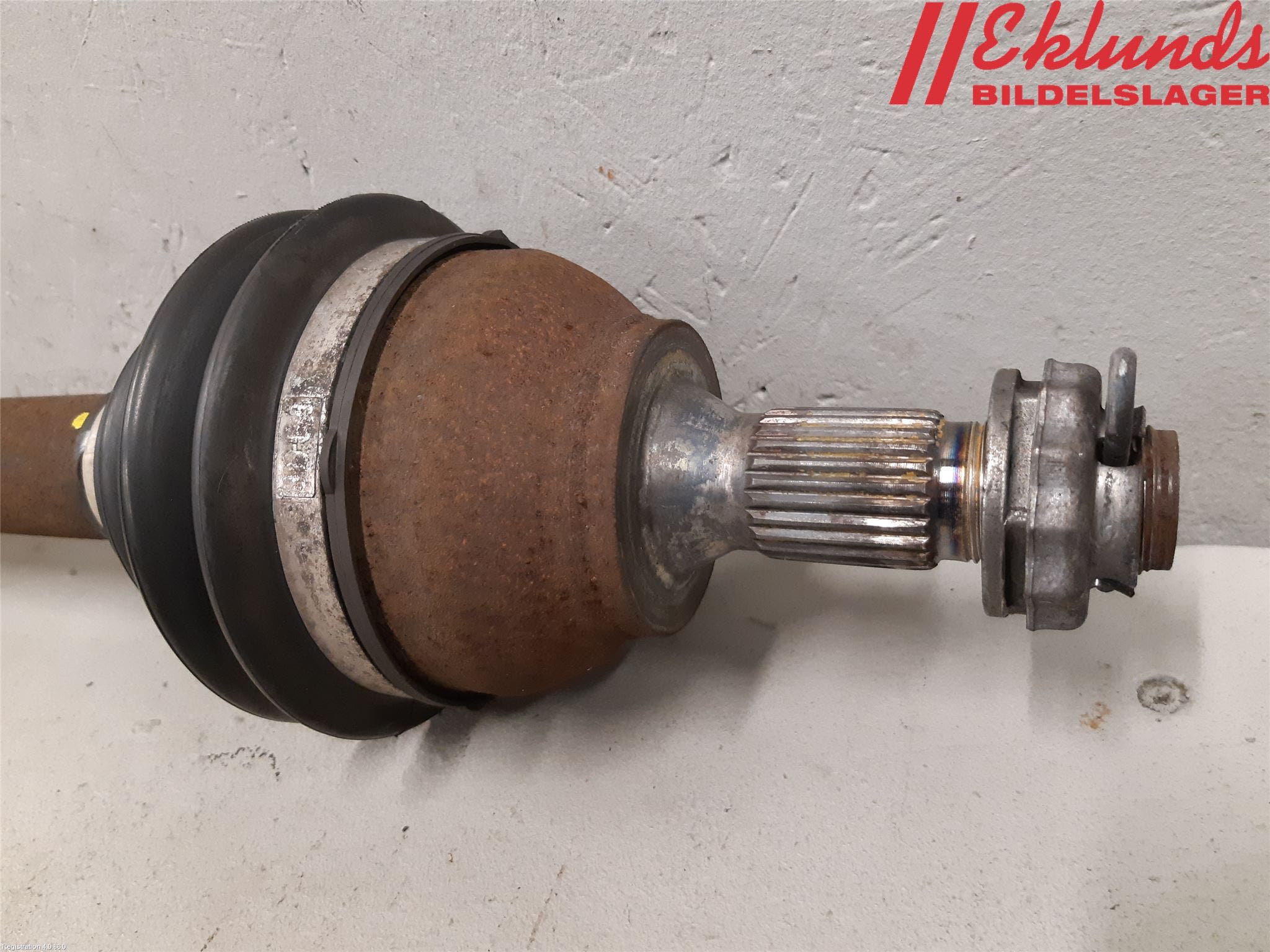 Peugeot PARTNER 16-18 Drivaxel Fram Höger