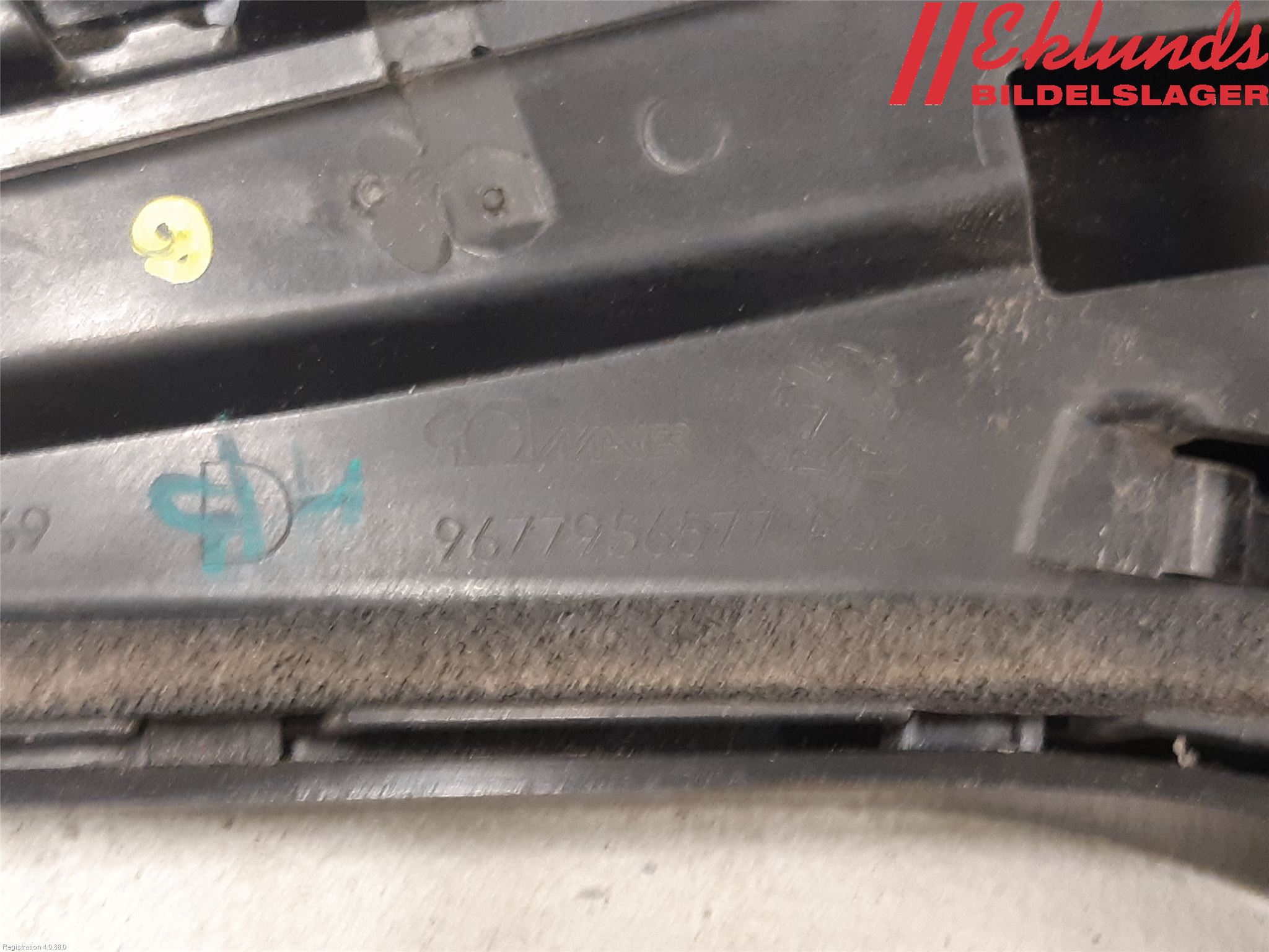 Peugeot 308 14-21 Vindavvisare-Takkåpa