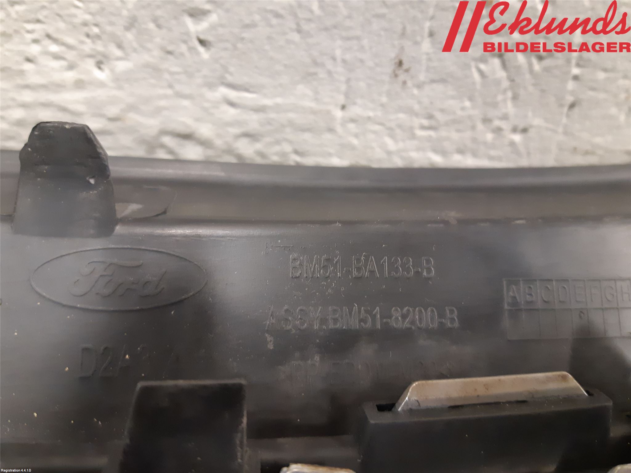 Ford FOCUS 11-14 Grill Komp