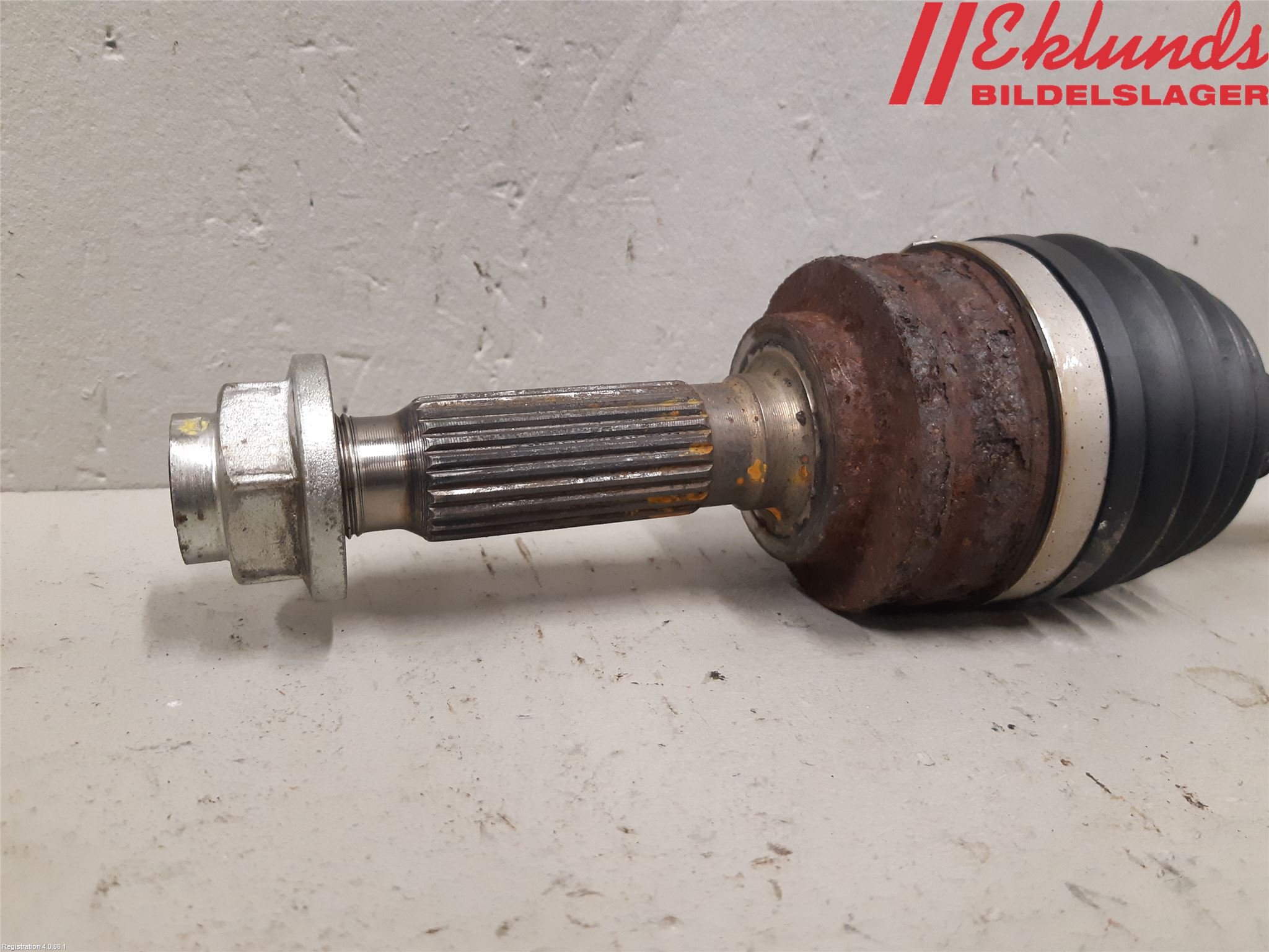 Mitsubishi OUTLANDER 13-21 Drivaxel Bak Vänster