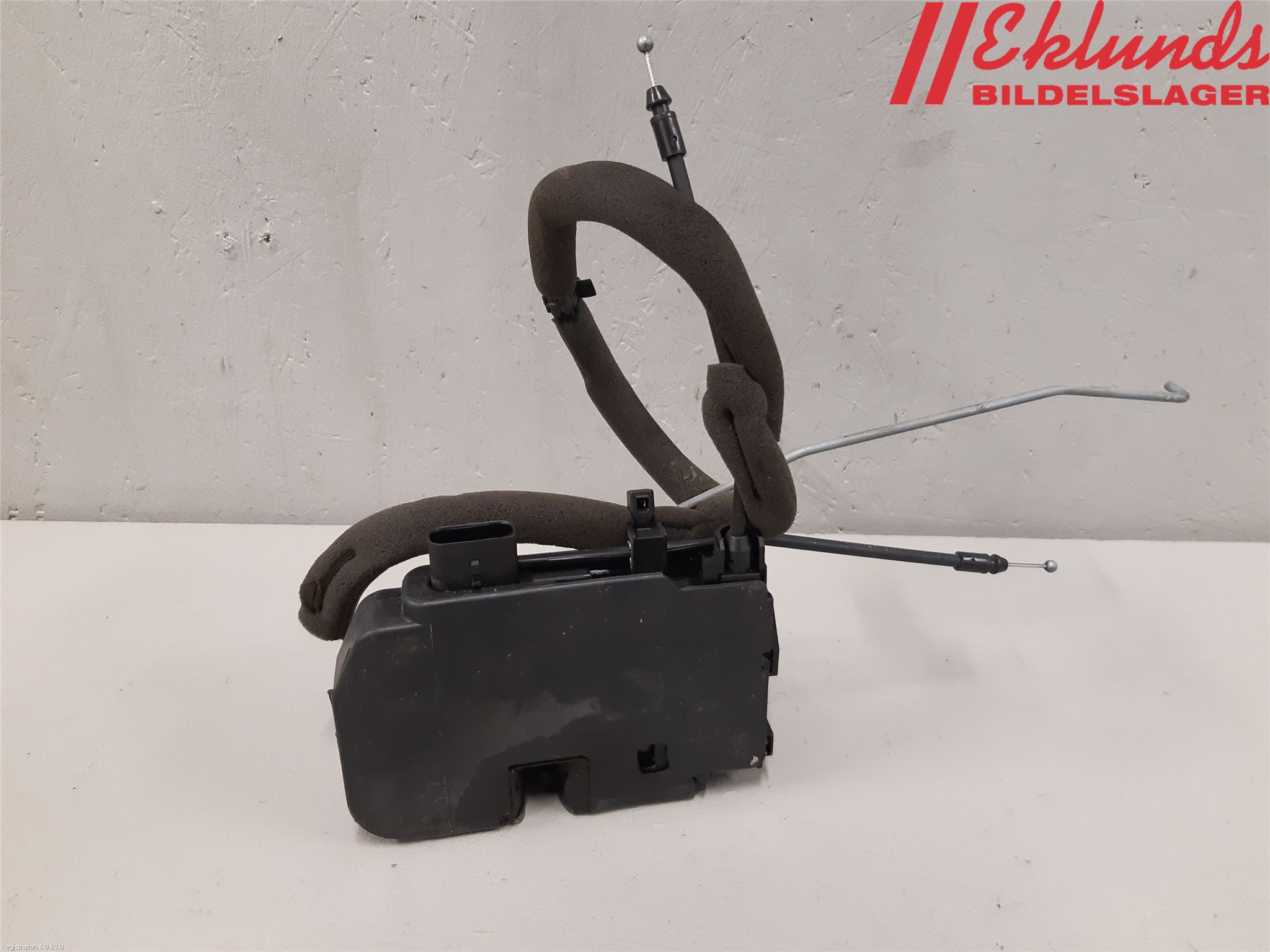 Iveco DAILY 14->> Låskista-Dörrlås