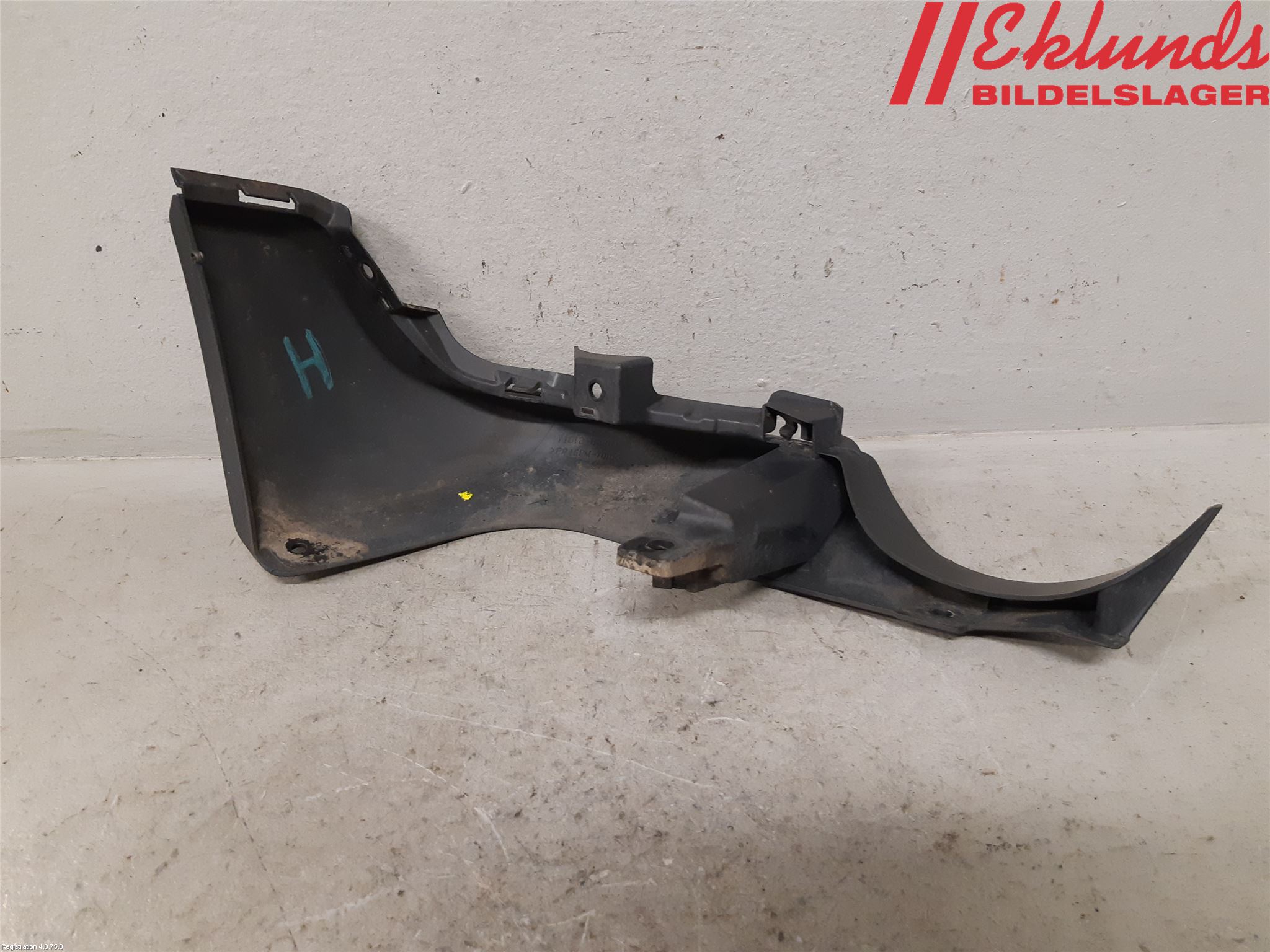 Suzuki SWIFT 17-24 Spoiler Bak