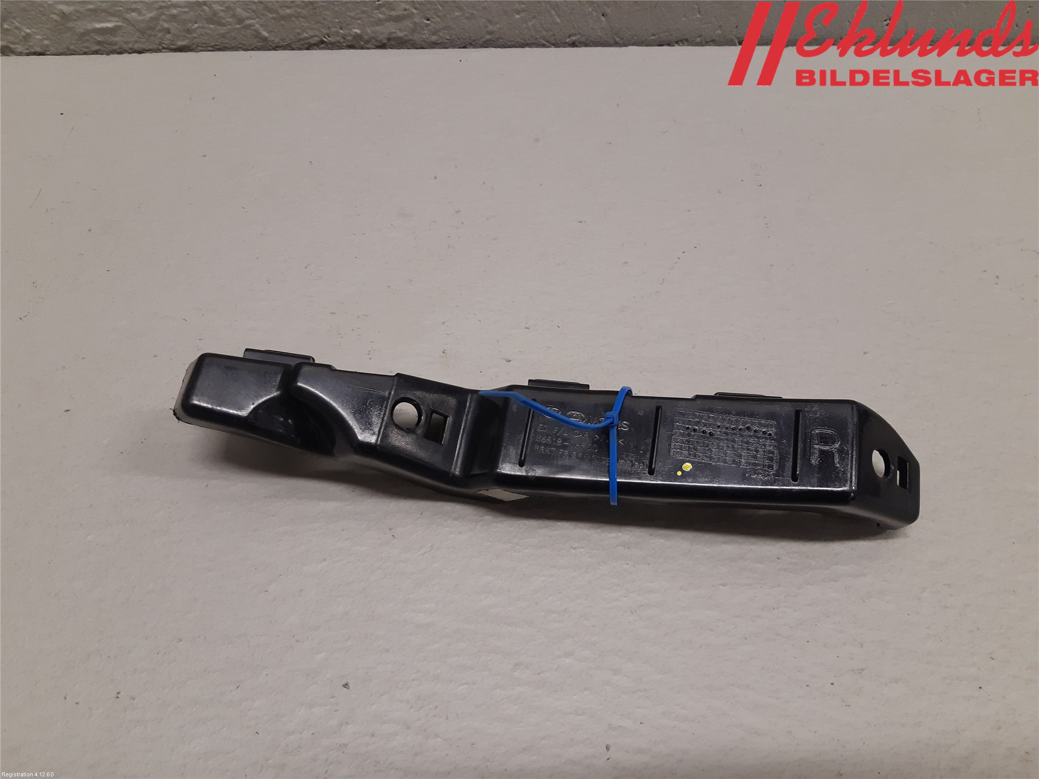 Kia CEED 06-12 Stötfångarfäste Fram Hö