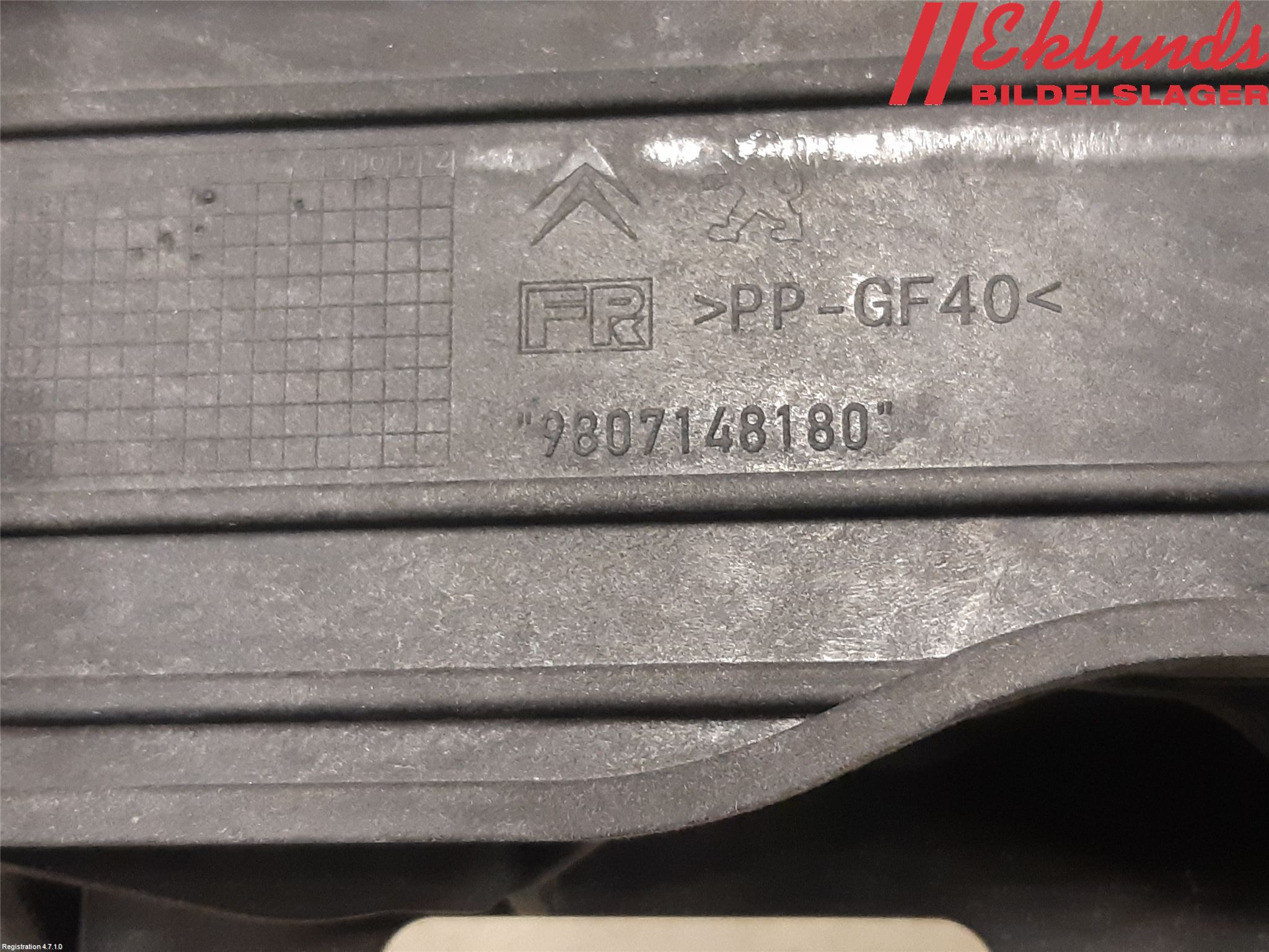 Peugeot 308 14-21 Kylarfäste-Ram-Balk