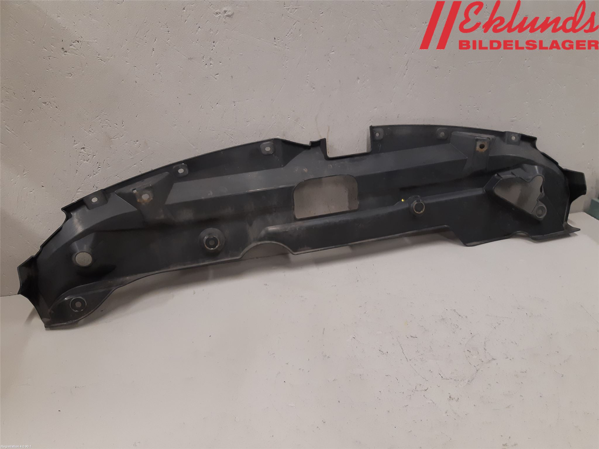 Citroen C4 AIRCROSS Täckplast Front