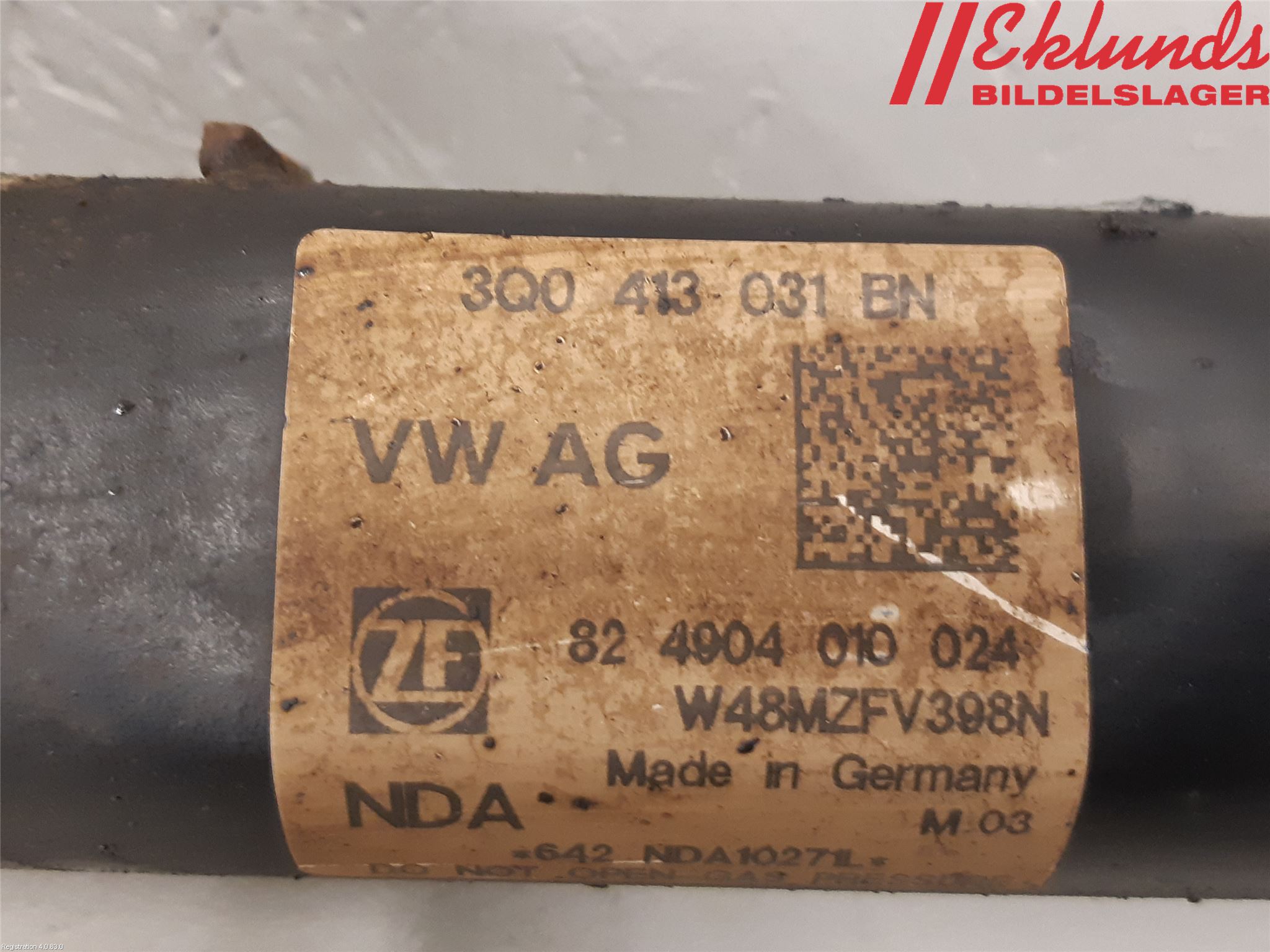 Volkswagen VW PASSAT 15-19 Fjäderben Fram Vänster