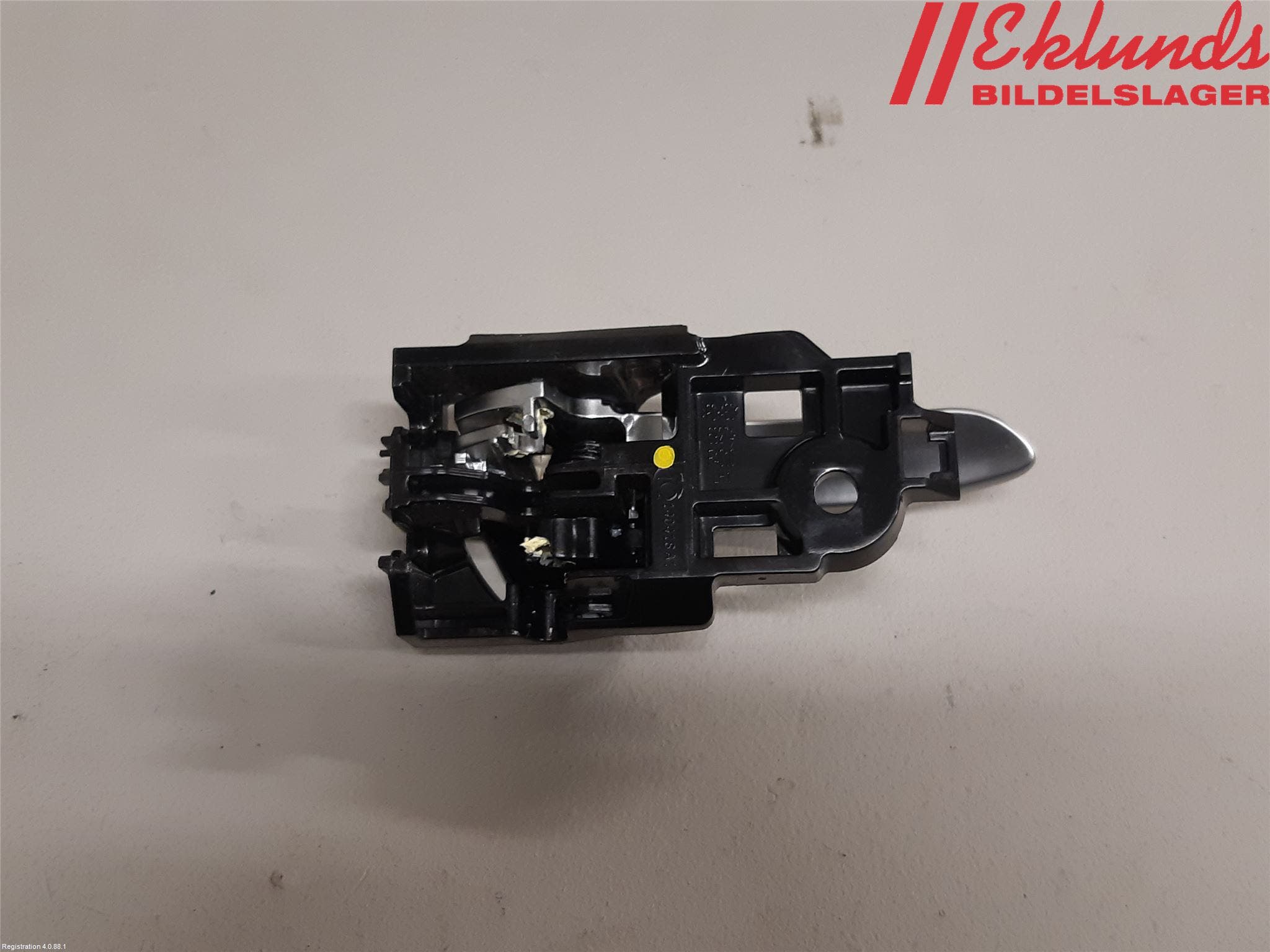 Toyota C-HR 16-23 Dörrhandtag Inre Vä