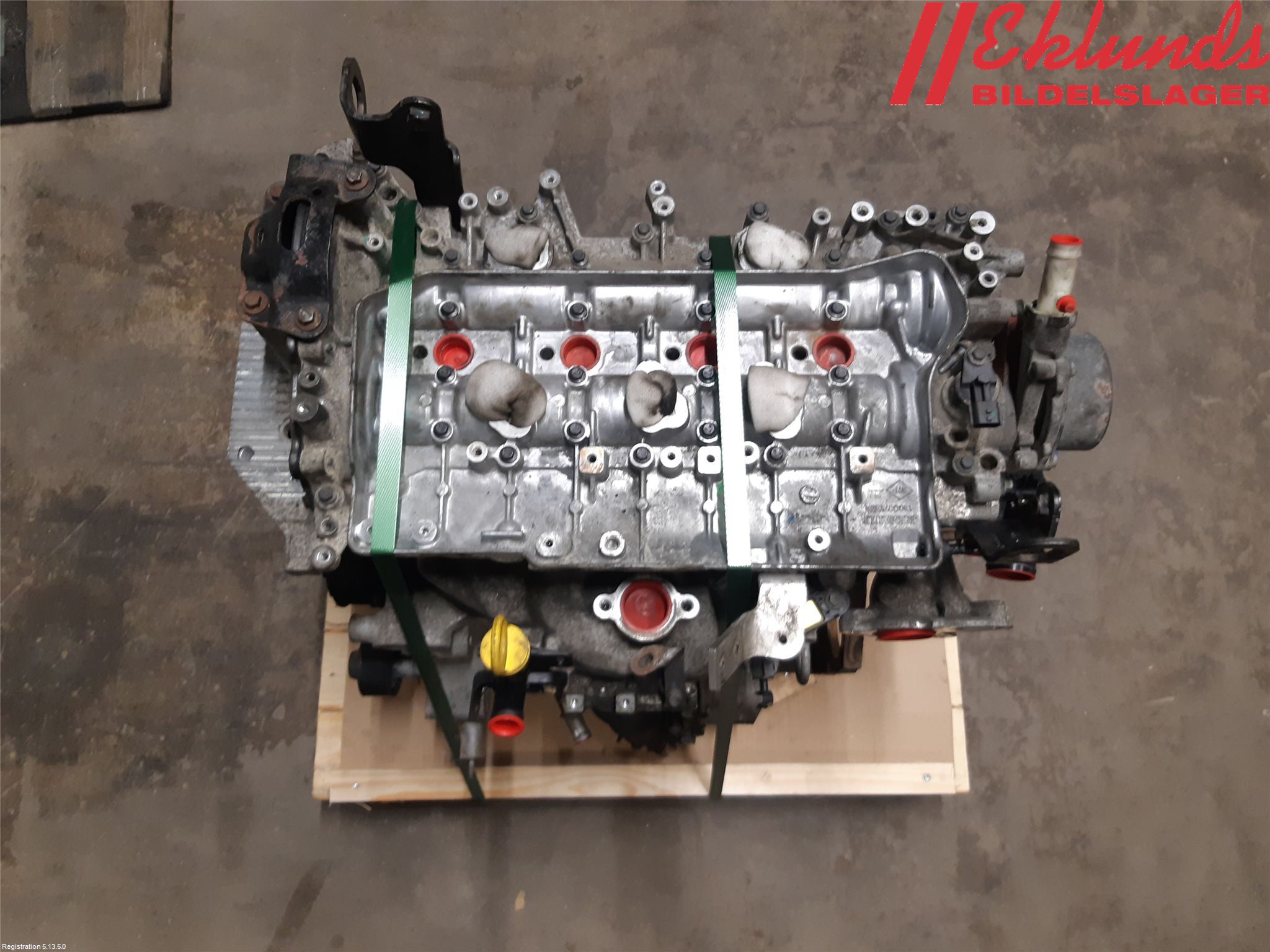 Nissan NV400 12-24 Motor Diesel