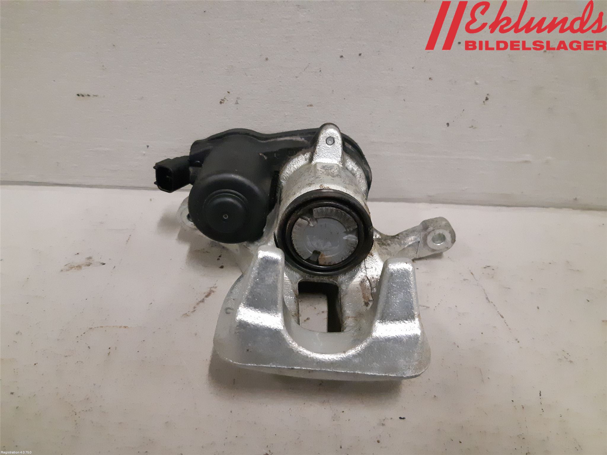 Toyota C-HR 16-23 Bromsok Bak Höger