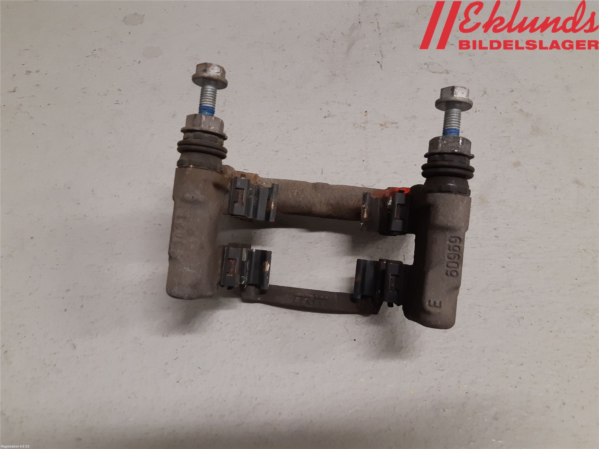 Peugeot 2008/E-2008 20- Bromsokshållare