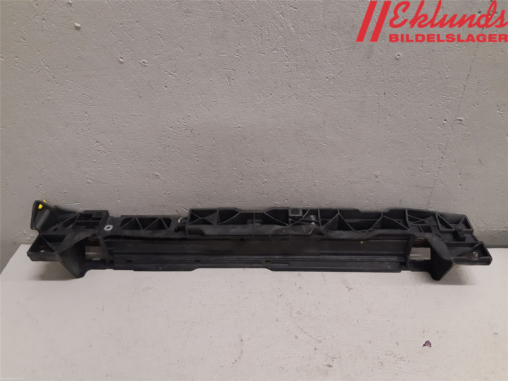 Peugeot 308 14-21 Frontplåt