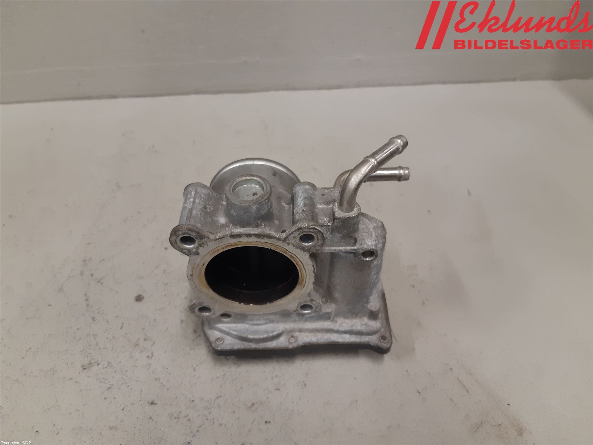 Toyota URBAN CRUISER Injspjällhus