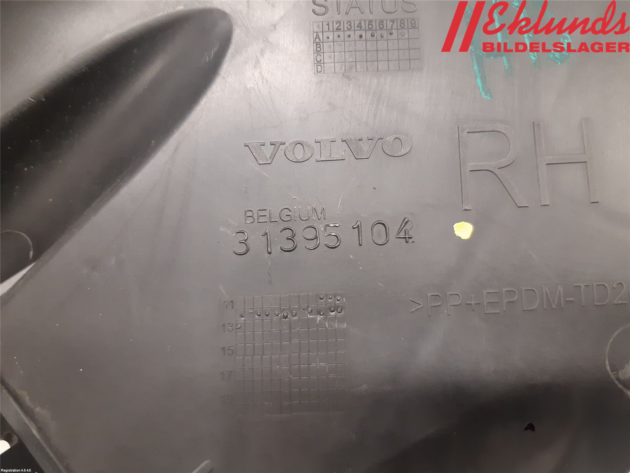 Volvo V40 12-19 Stötfångarfäste Bak Hö