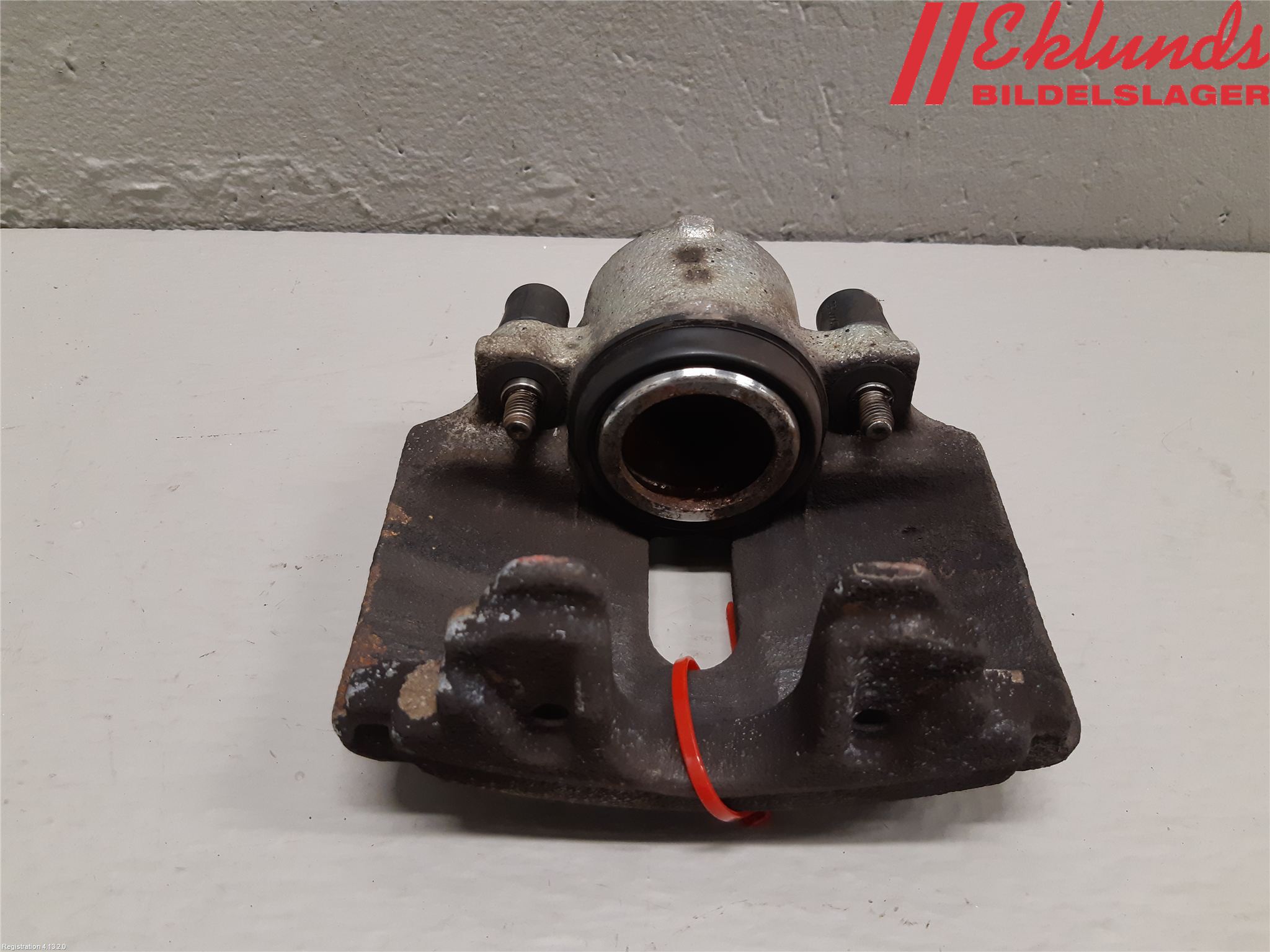 Volkswagen VW PASSAT 11-14 Bromsok Fram Vänster
