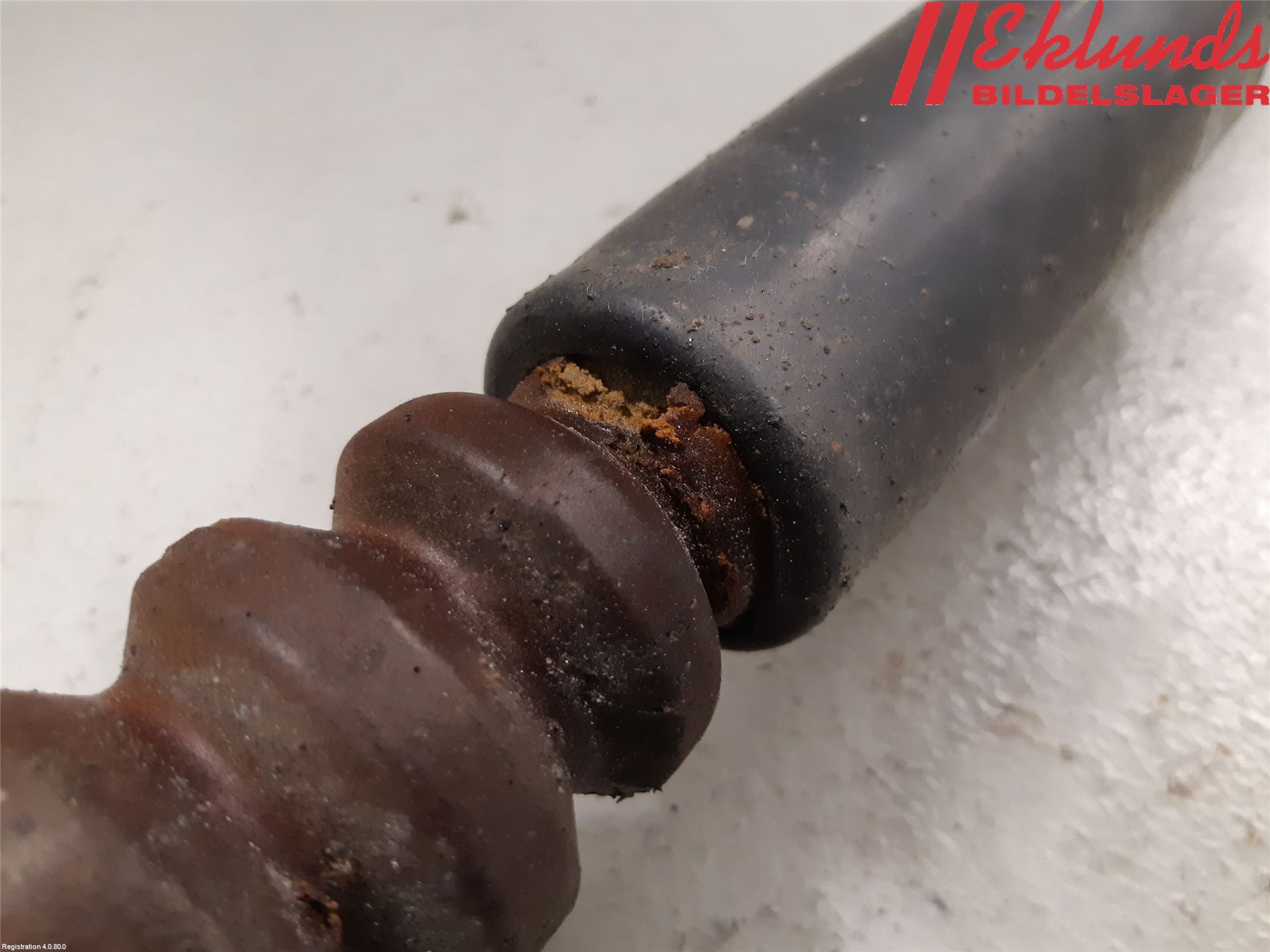 Volkswagen VW POLO 10-17 Stötdämpare Bak