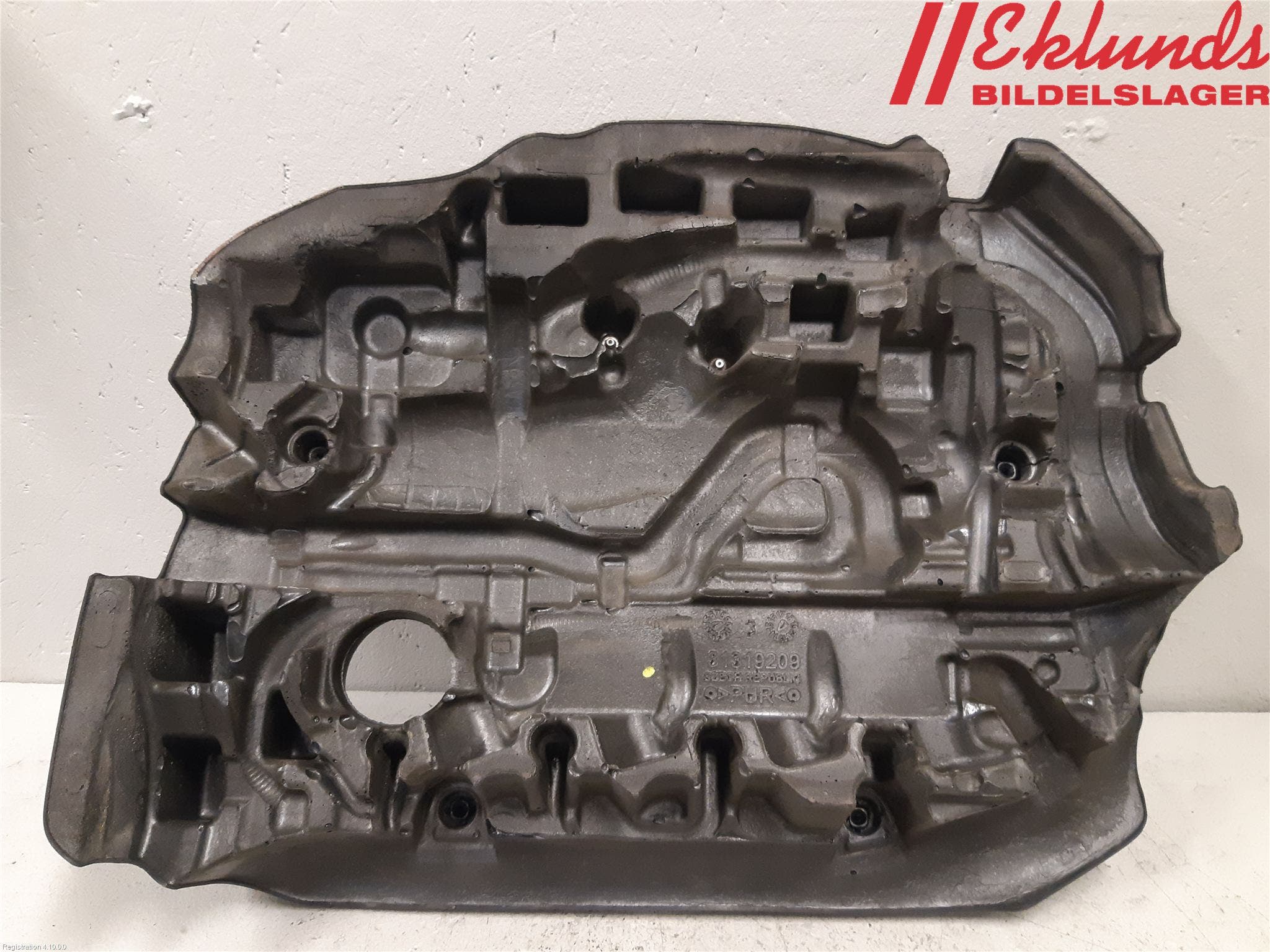 Volvo V70 14-16 Motorkåpa