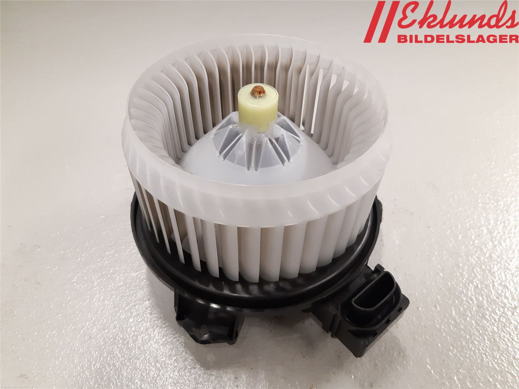 Toyota YARIS XP130 15-20 Värmefläkt