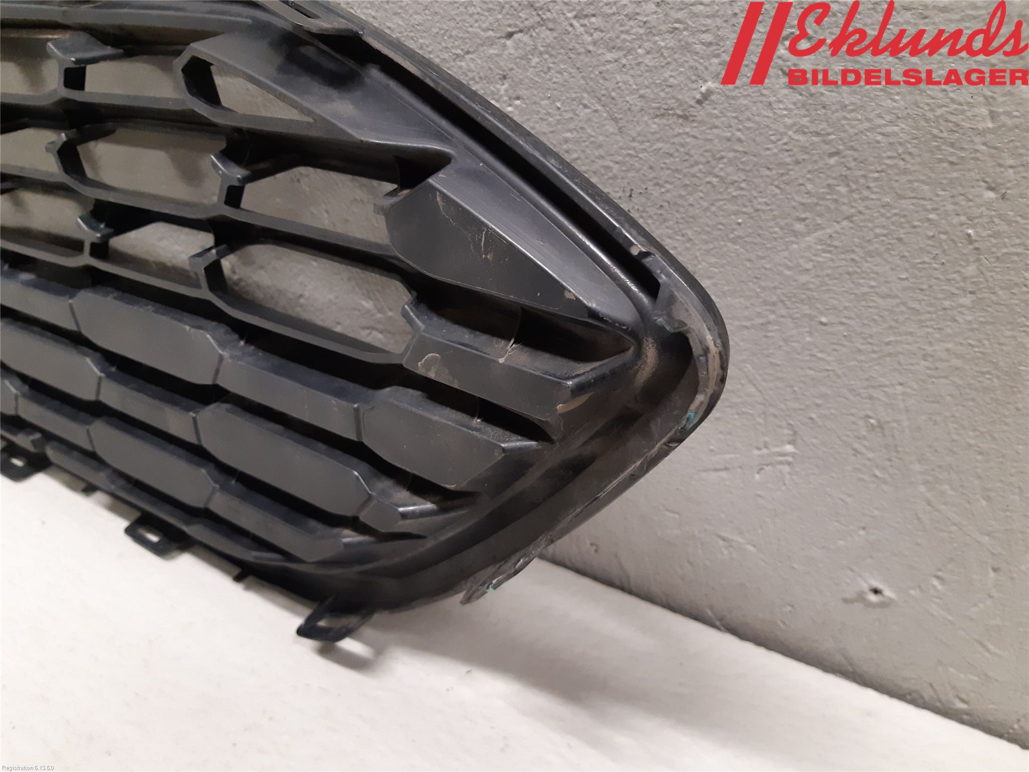 Ford FOCUS 19- Grill Komp
