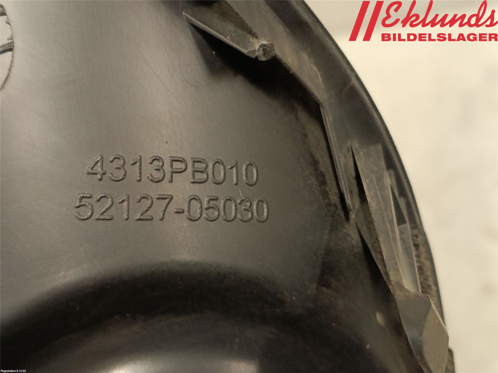Toyota AVENSIS 07-08 Dimljussarg Fram