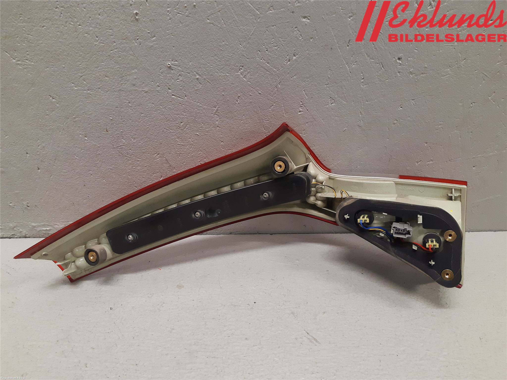 Volvo V70 08-13 Bakljus Lucka Vä