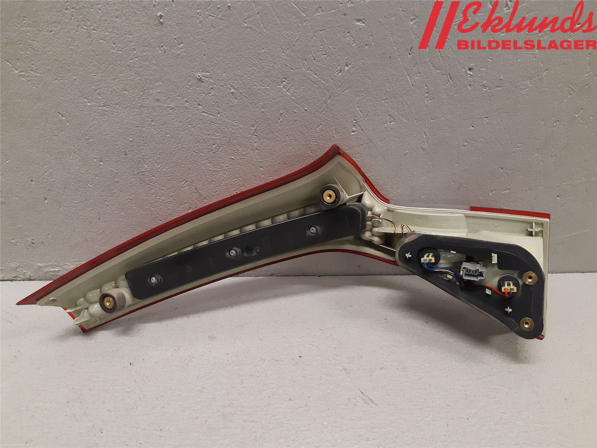 Volvo V70 08-13 Bakljus Lucka Vä