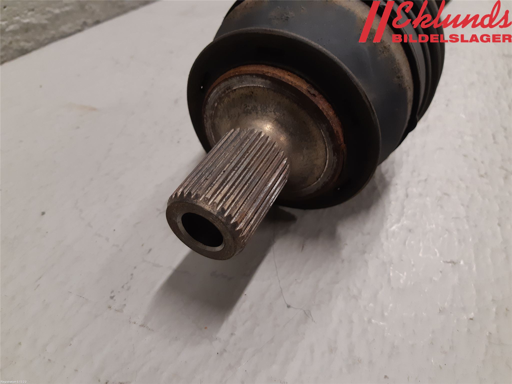 Mercedes-Benz MB CLA-KLASS (C117/X117) 13-19 Drivaxel Fram Vänster