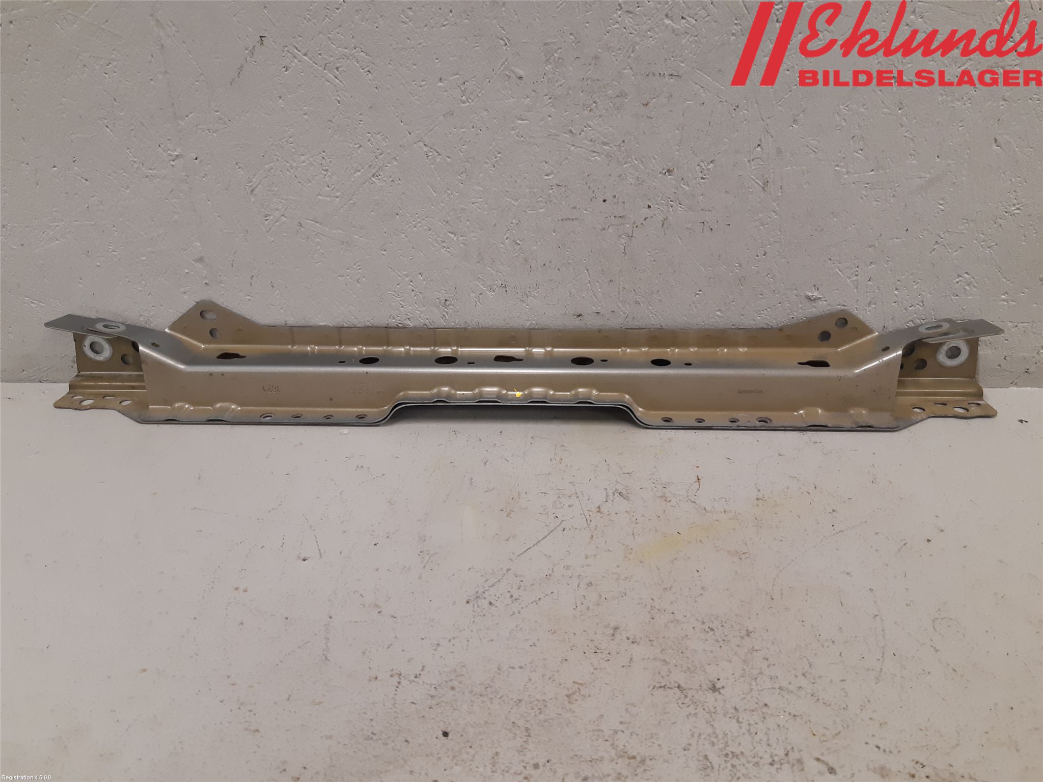 Opel ASTRA J 10-15 Kylarfäste-Ram-Balk