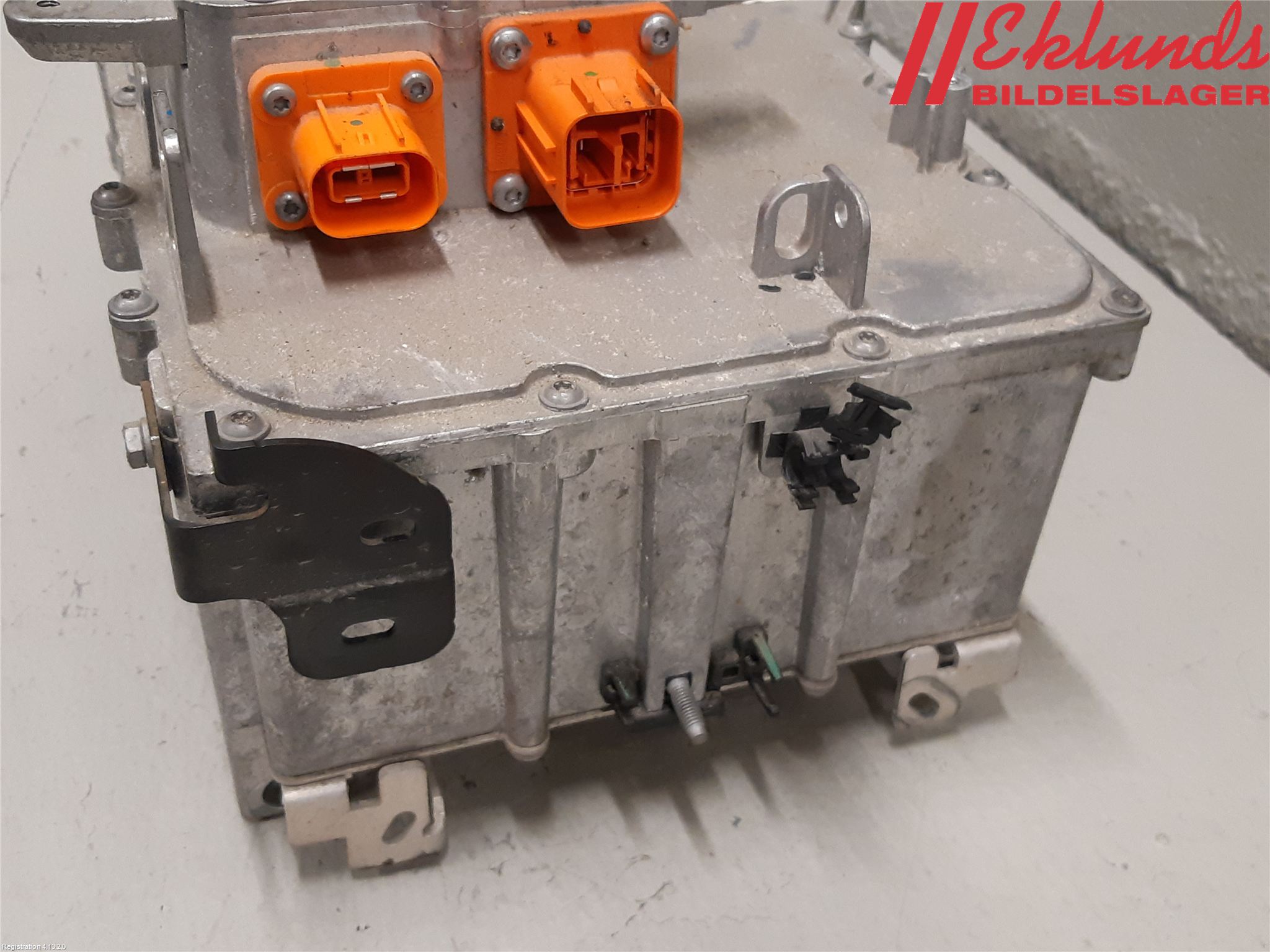 Peugeot PARTNER/E-PARTNER 19- Batteriladdare Högspänning