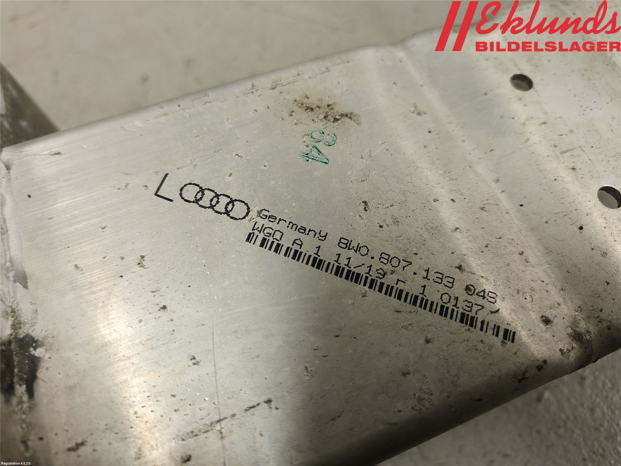 Audi A4/S4 B9 16-19 Stötfångarbärjärn Fram